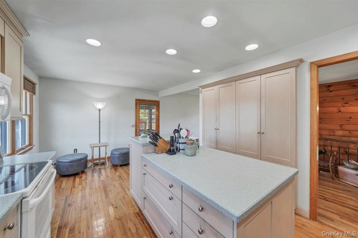 242 Prospect Road thumbnail 13