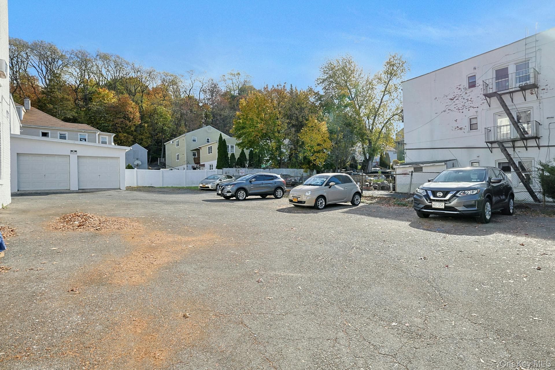 141 Ferris Avenue thumbnail 10