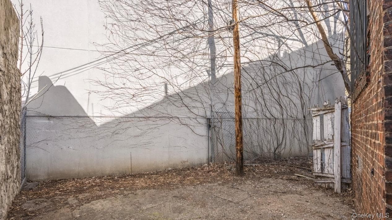 769 Union Avenue thumbnail 16