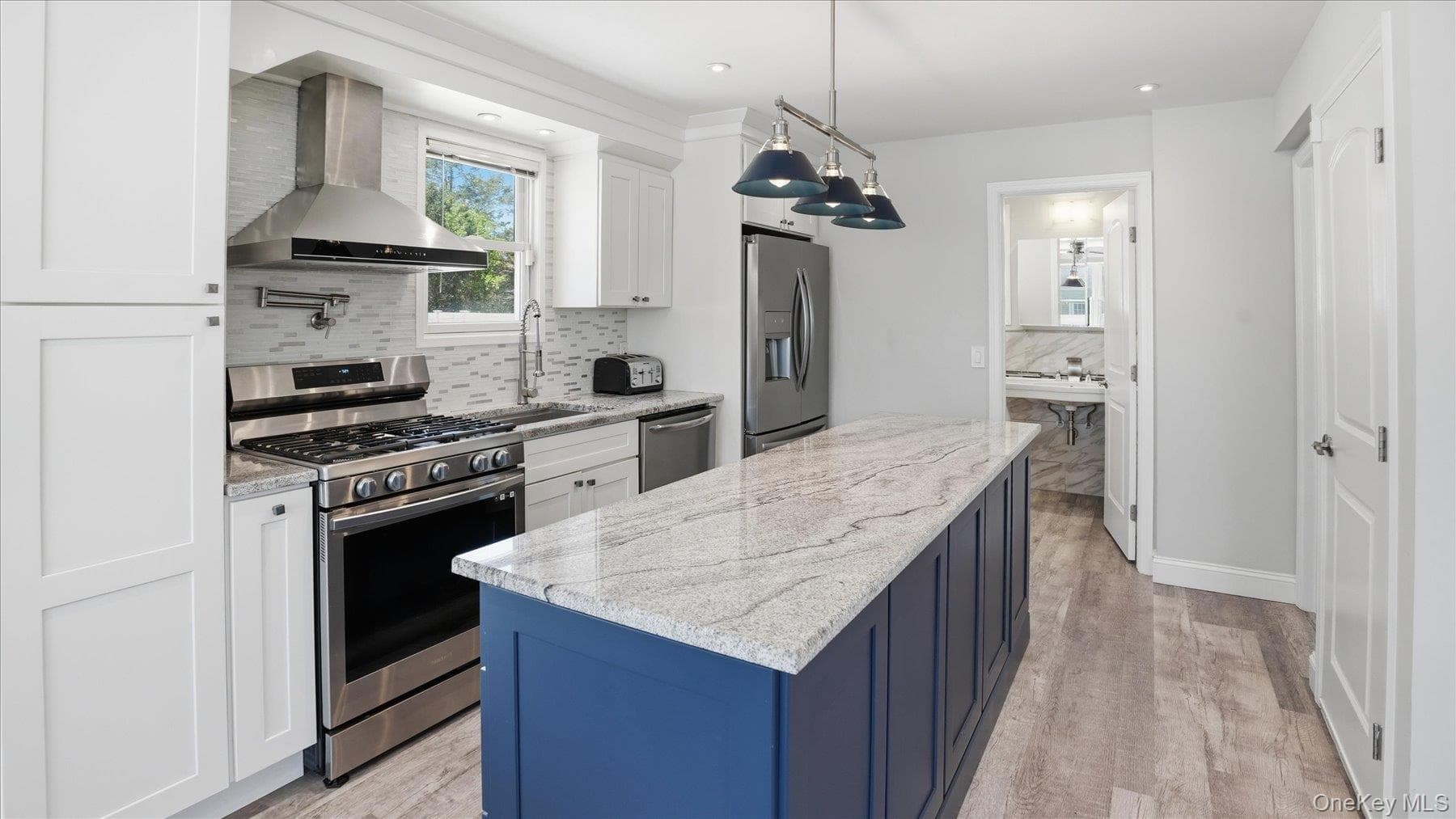 134 Washington Drive thumbnail 14