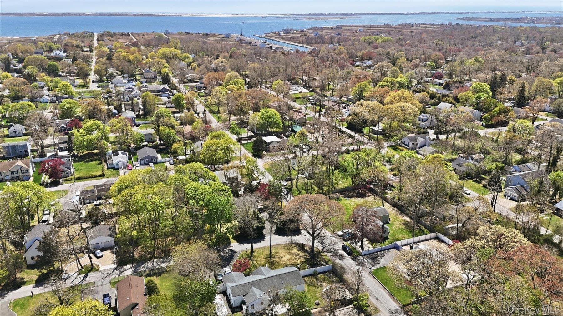 134 Washington Drive thumbnail 4