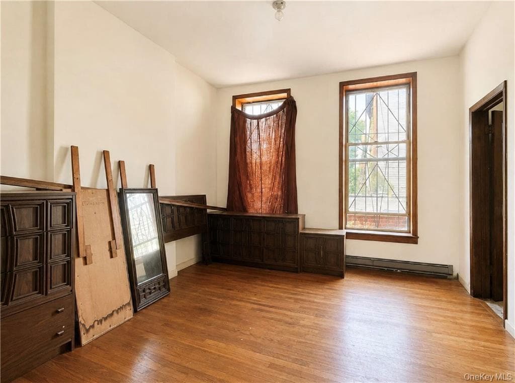 104 Albany Avenue thumbnail 7