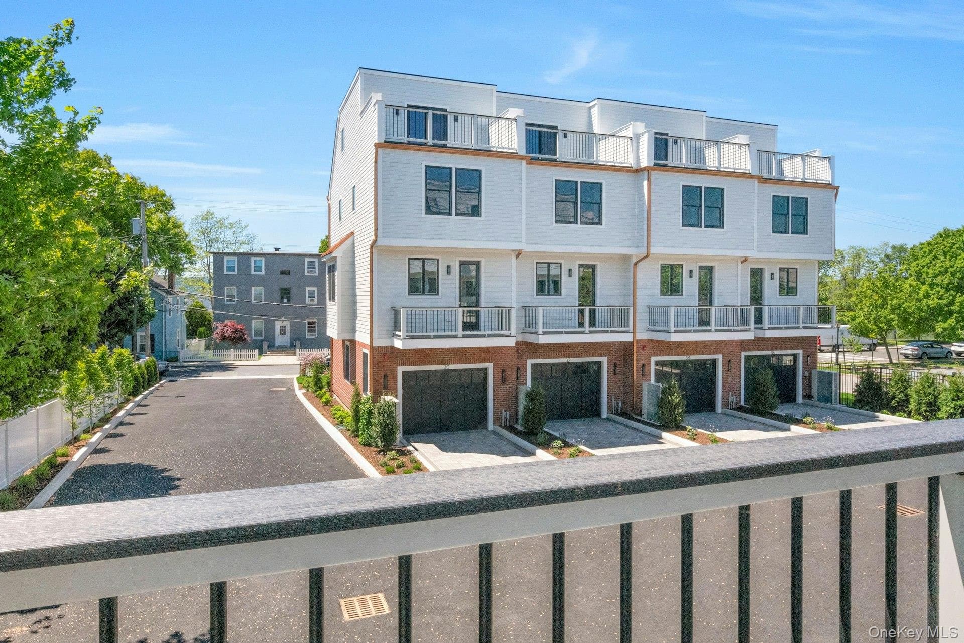 30 Andrews Lane thumbnail 25