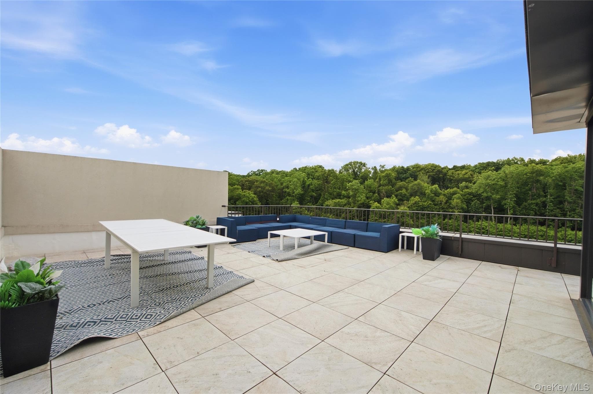 100 Garvies Point Road Unit: 1316 thumbnail 11