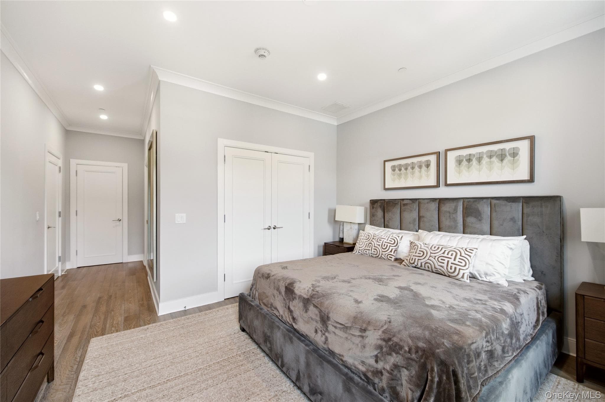 100 Garvies Point Road Unit: 1316 thumbnail 6