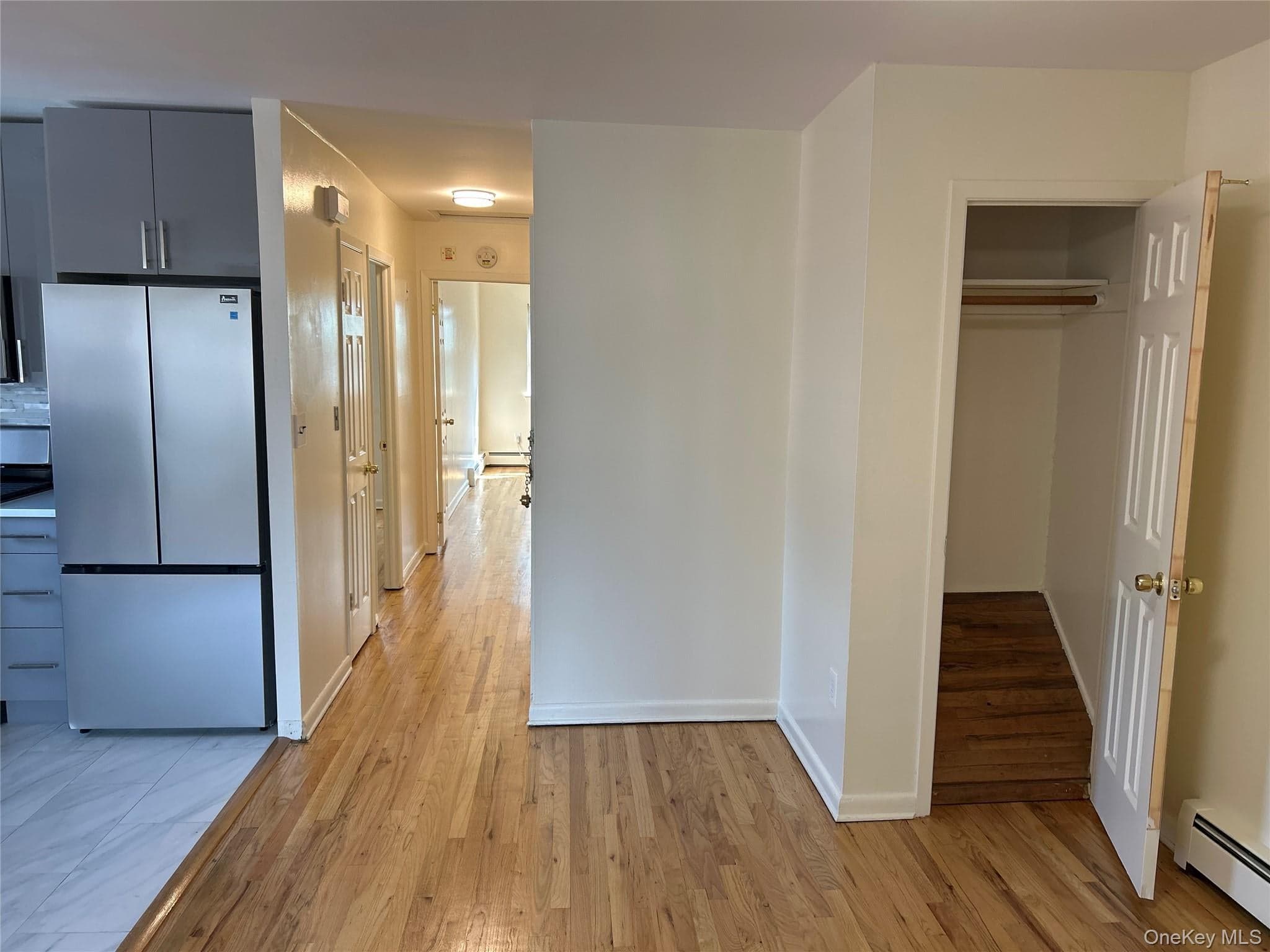 914 E 211th Street thumbnail 16