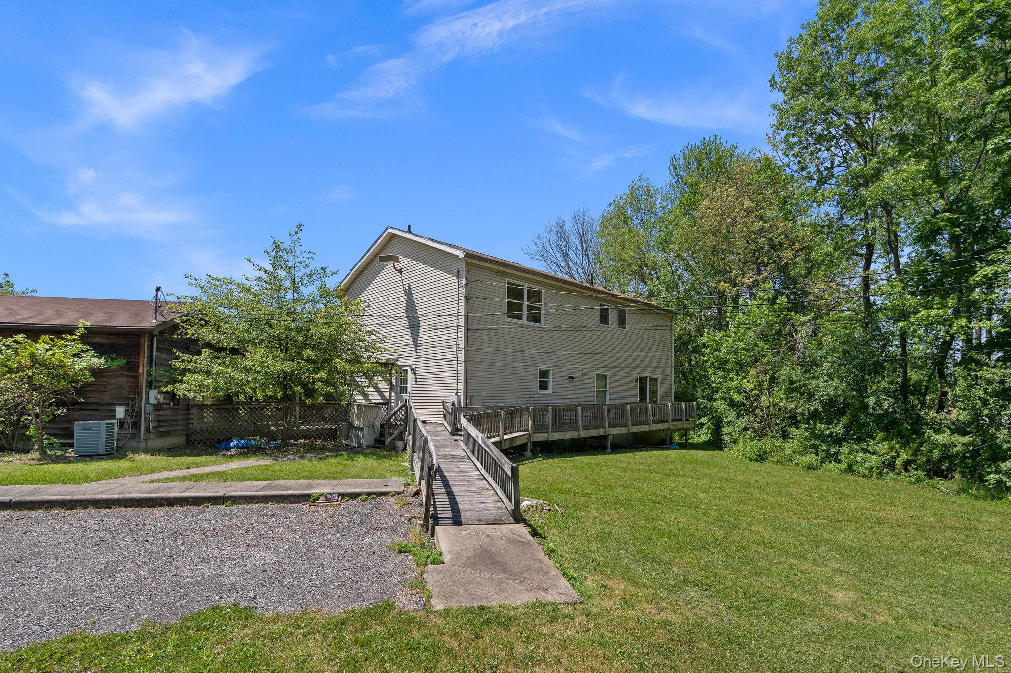 2300 State Route 208 State Route 208 Unit: 2288 & 2290 thumbnail 22
