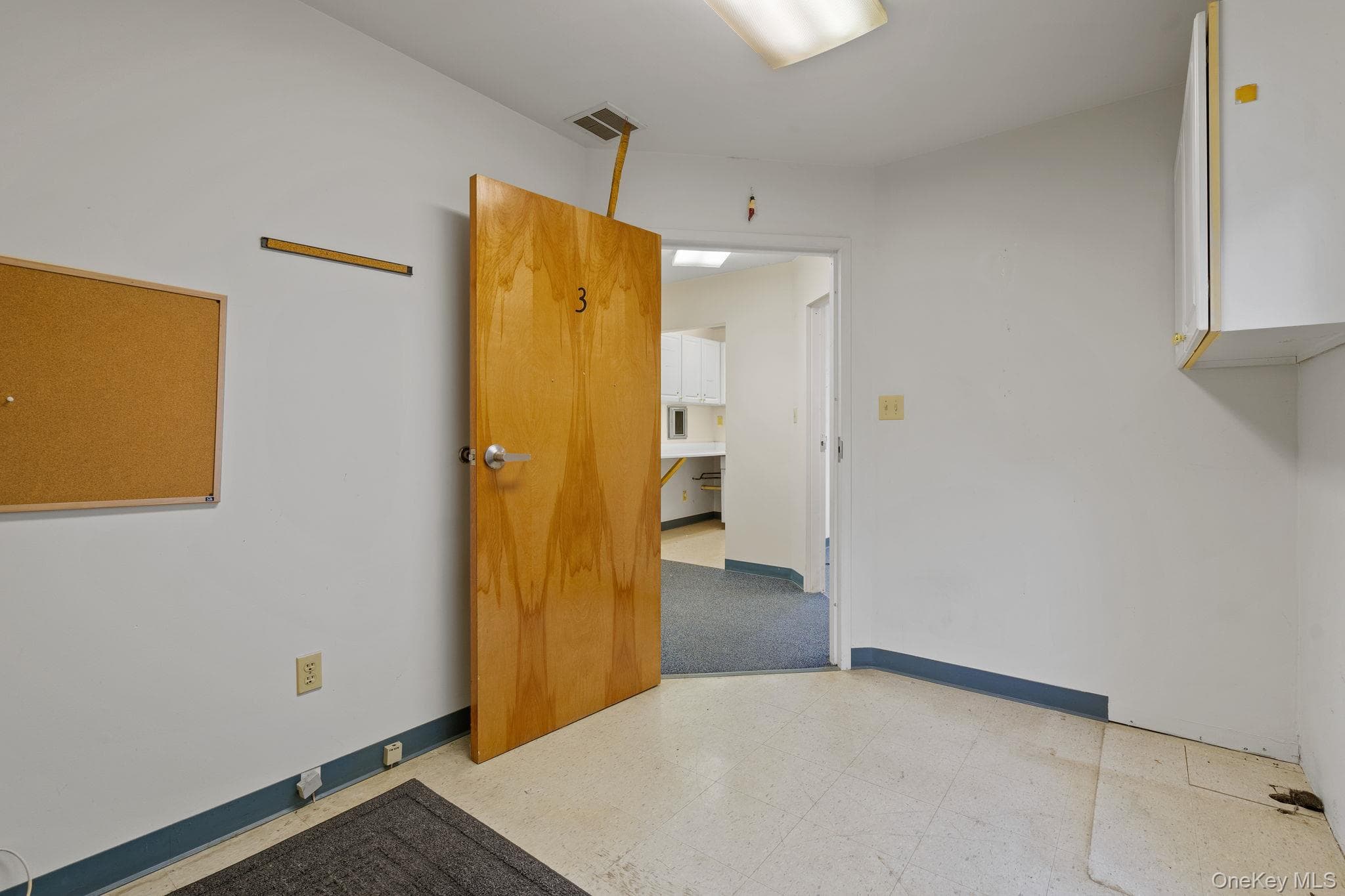 2300 State Route 208 State Route 208 Unit: 2288 & 2290 thumbnail 39