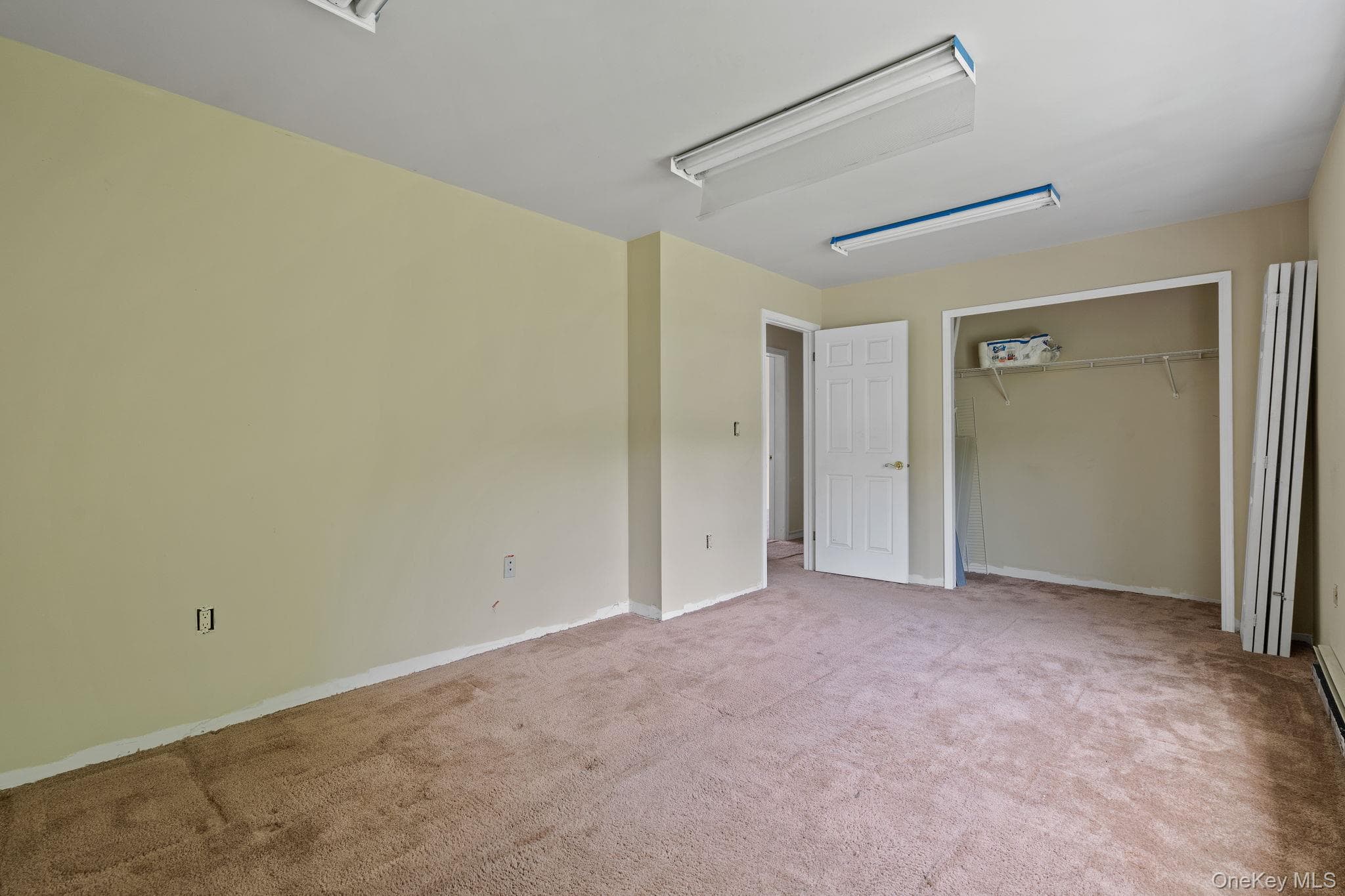 2300 State Route 208 State Route 208 Unit: 2288 & 2290 thumbnail 18