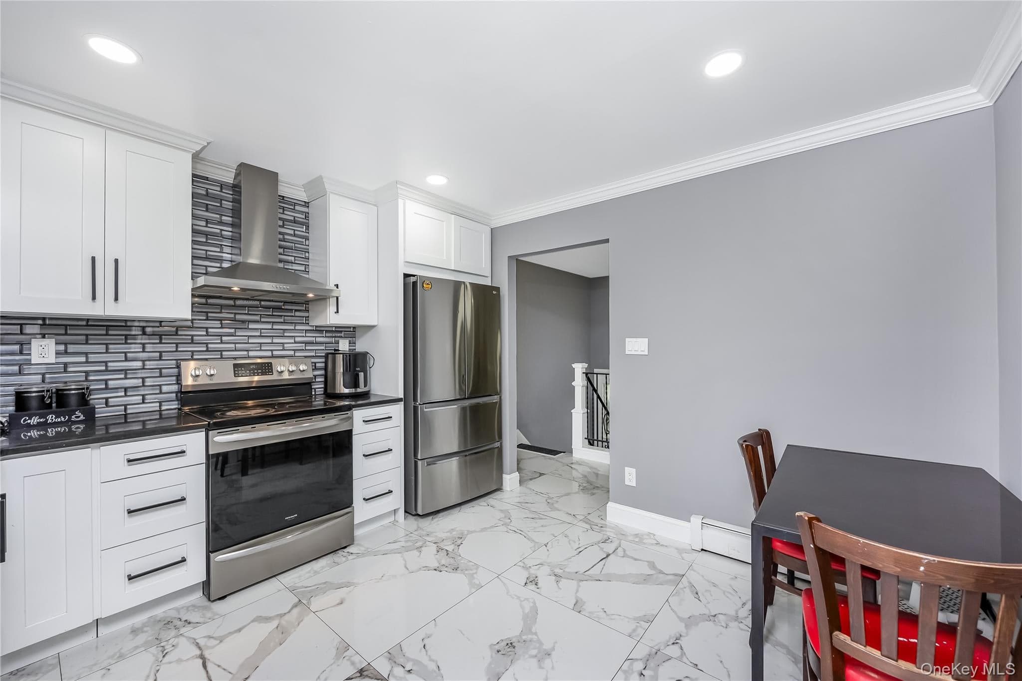 150 Holly Avenue thumbnail 18