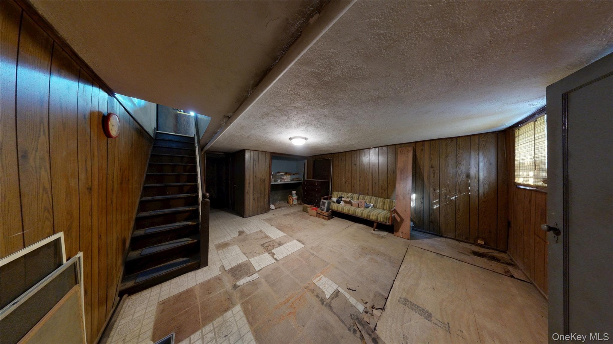 2168 E 28th Street thumbnail 25