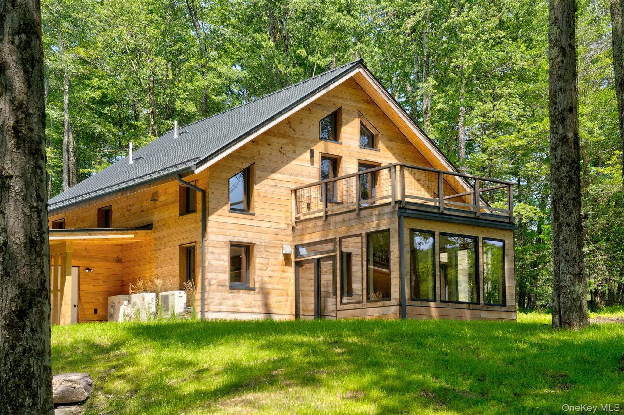 15 Manor Falls Drive, Livingston Manor