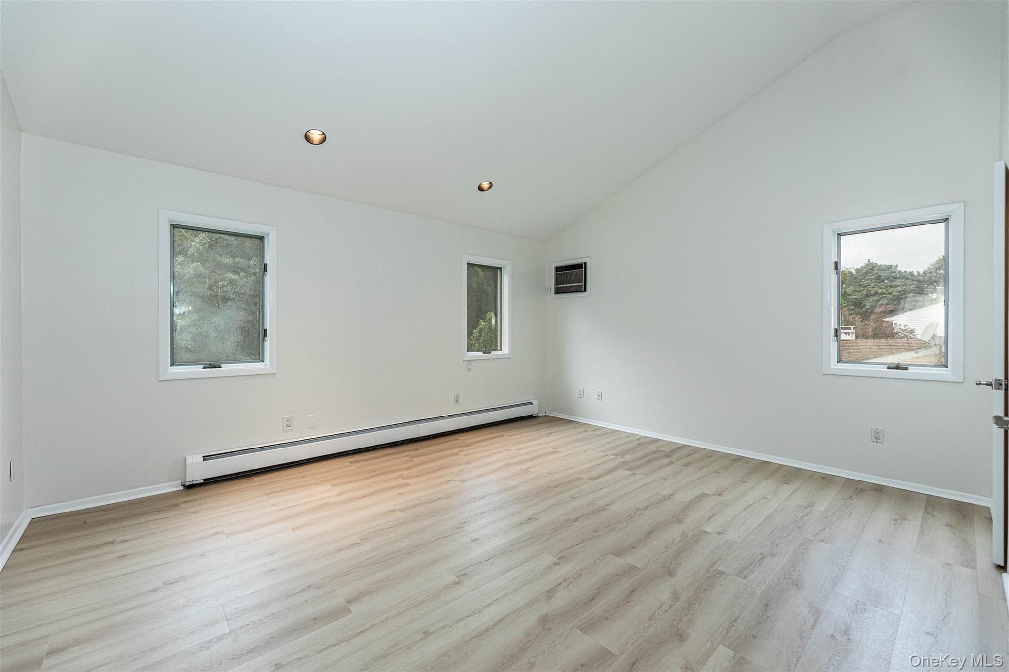 24 Gainsborough Road thumbnail 22