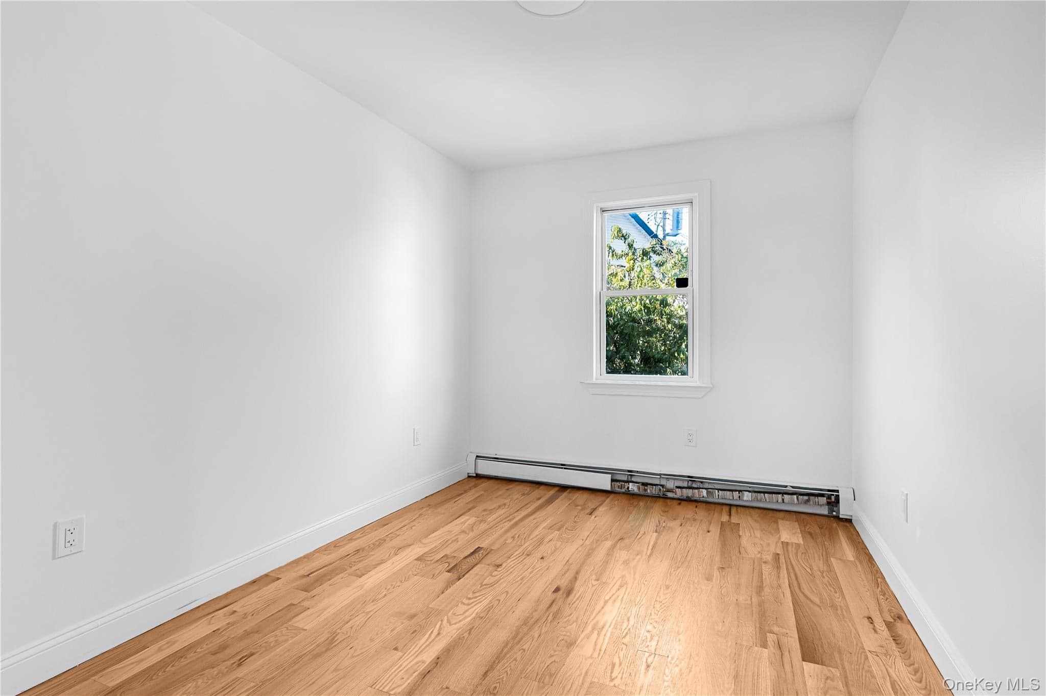 11570 Newburgh Street thumbnail 17