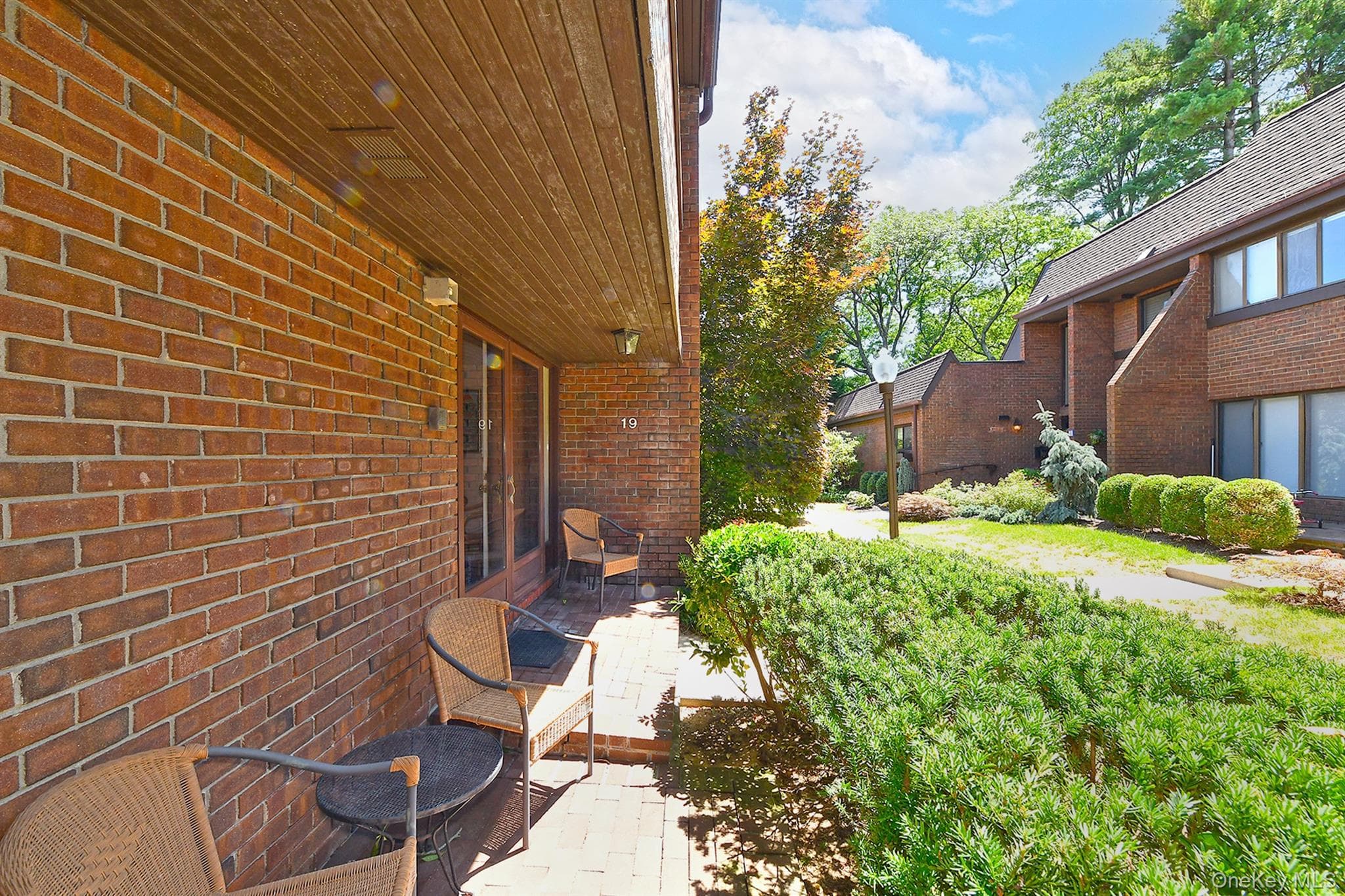 19 Frost Pond Drive thumbnail 5