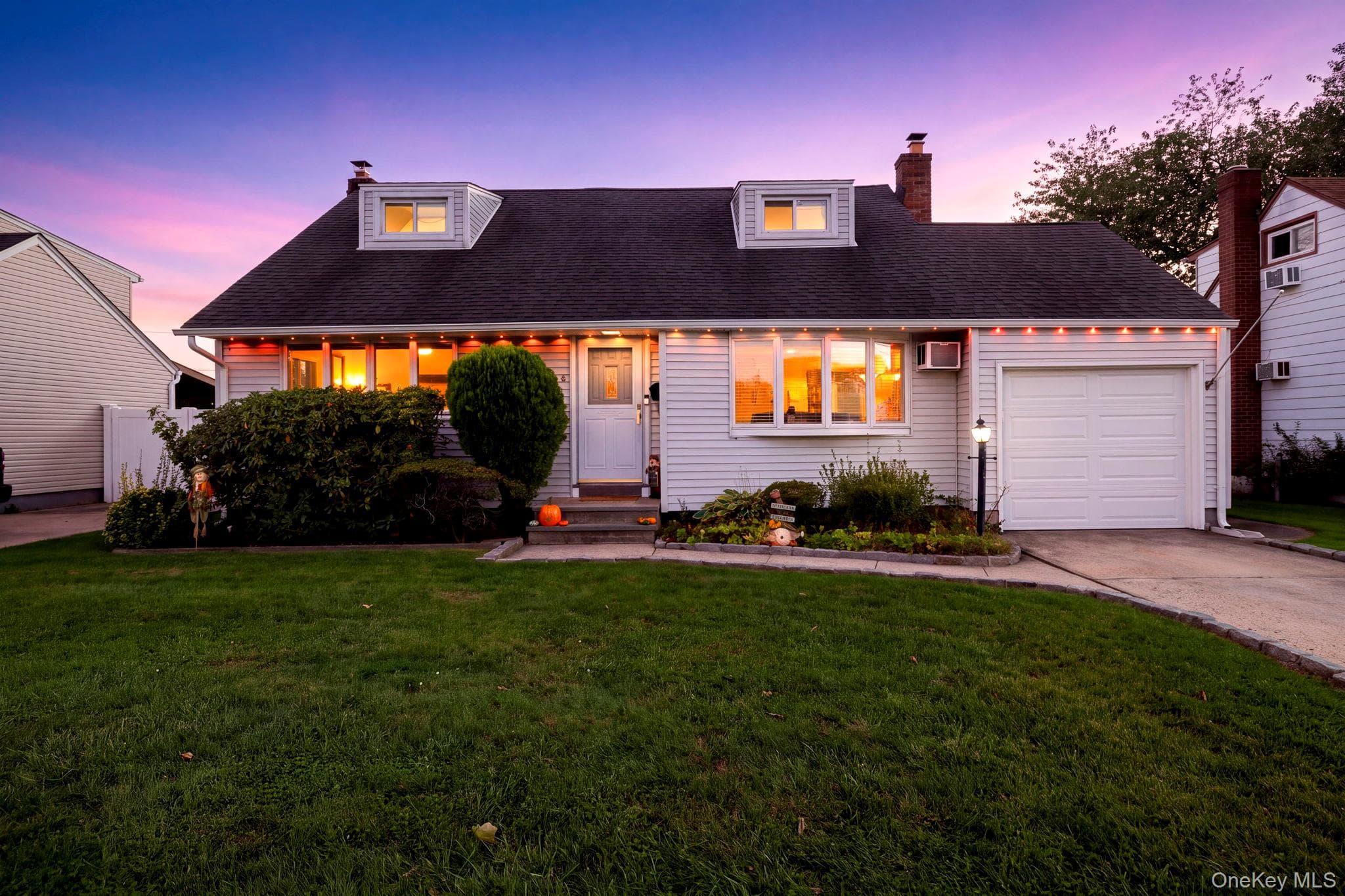 2066 Seaford Avenue, Seaford