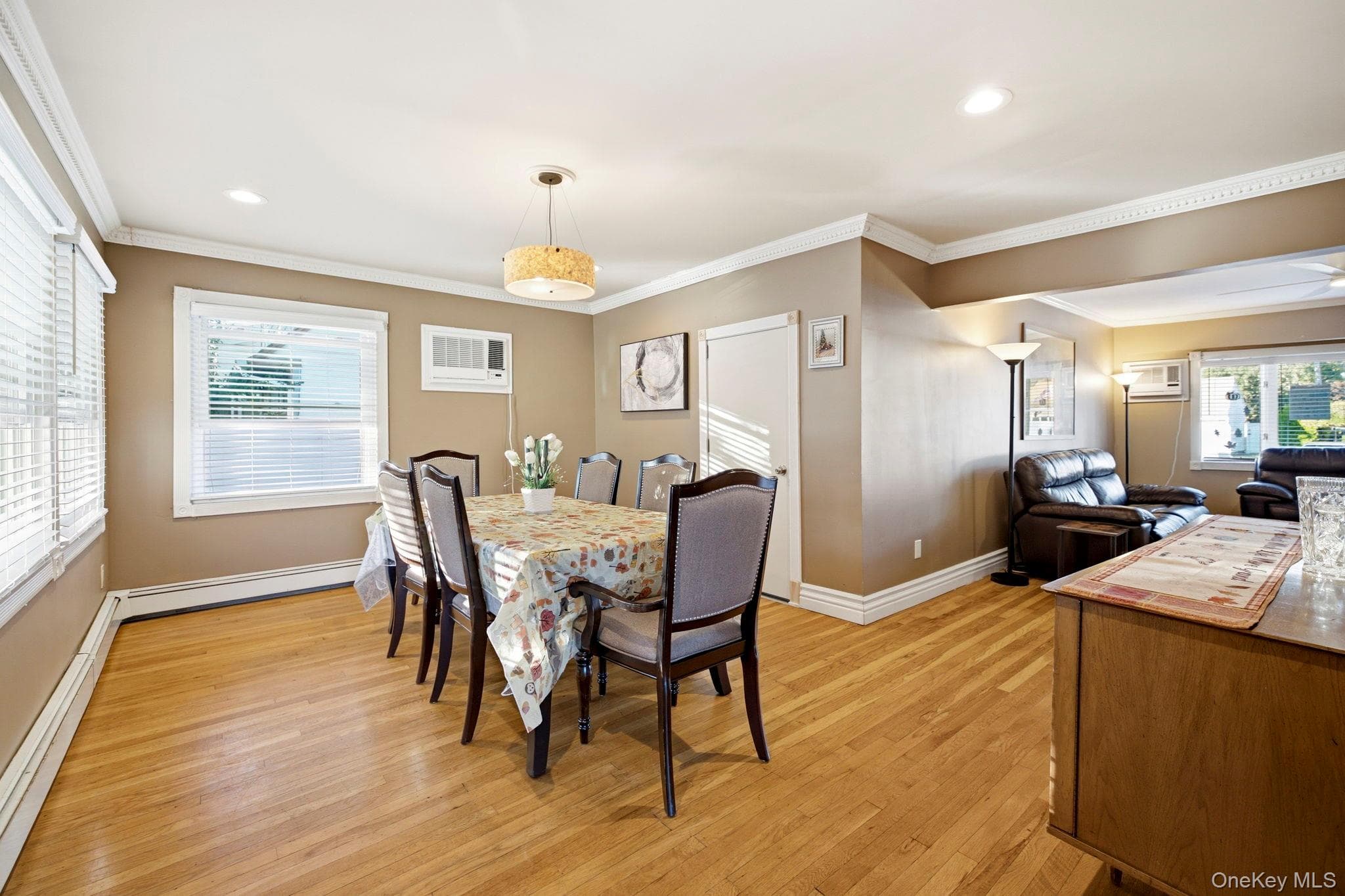 2066 Seaford Avenue thumbnail 10