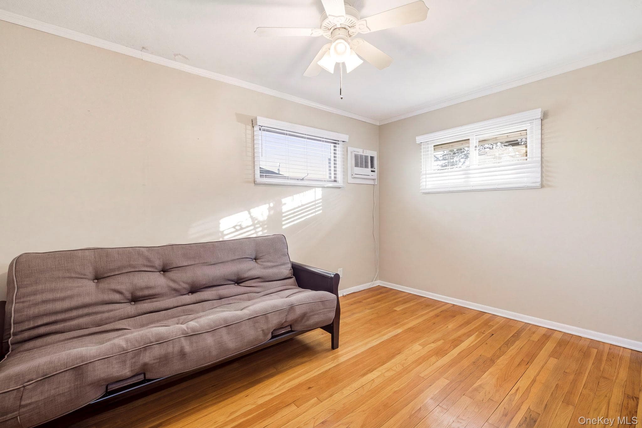 2066 Seaford Avenue thumbnail 19
