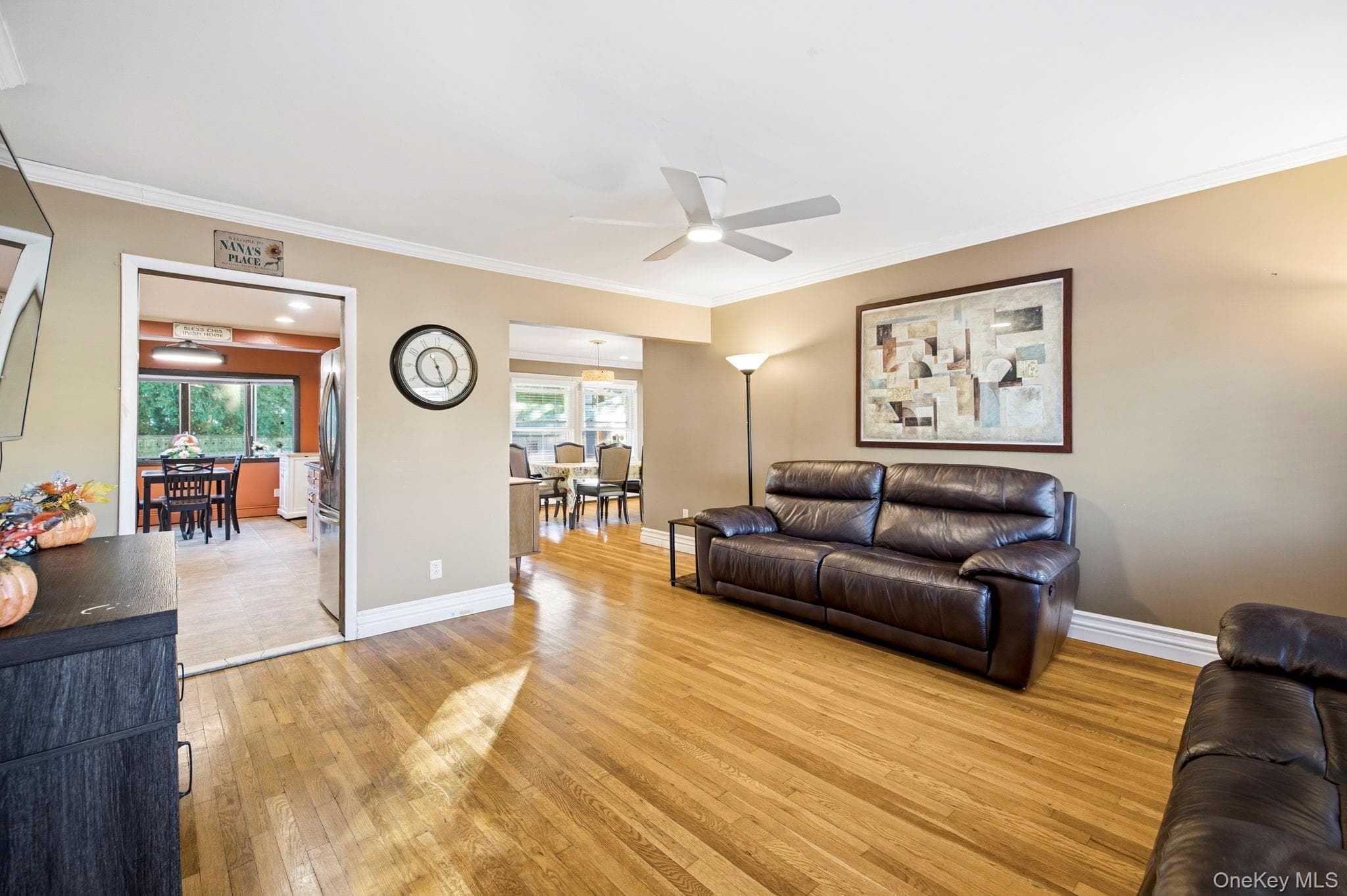 2066 Seaford Avenue thumbnail 6