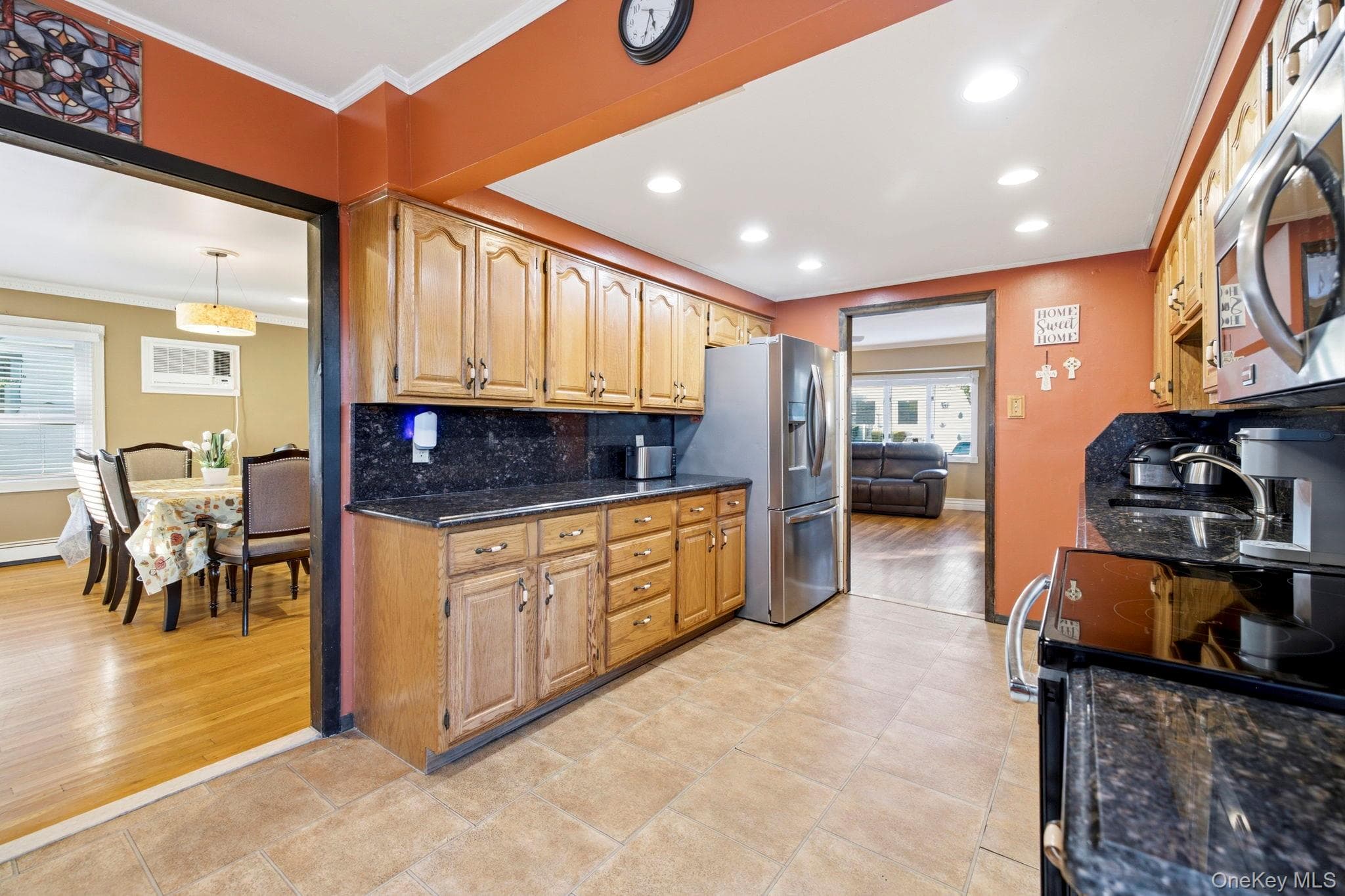 2066 Seaford Avenue thumbnail 13
