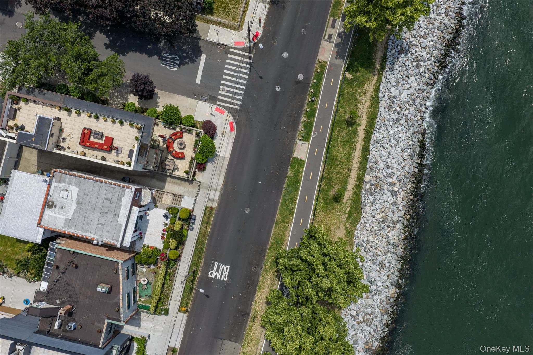 2151 Shore Boulevard thumbnail 42