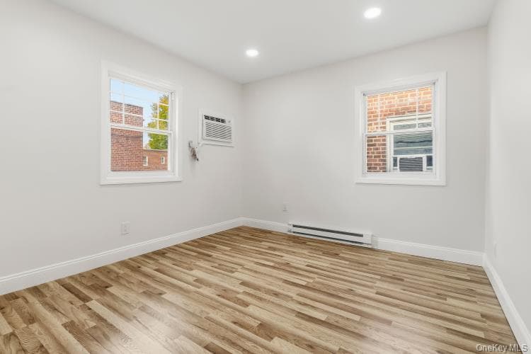 1759 Tenbroeck Avenue thumbnail 22