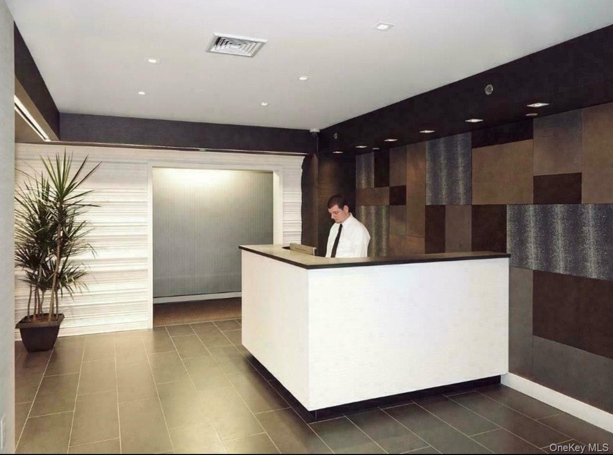 1215 Broadway Unit: 603 thumbnail 9