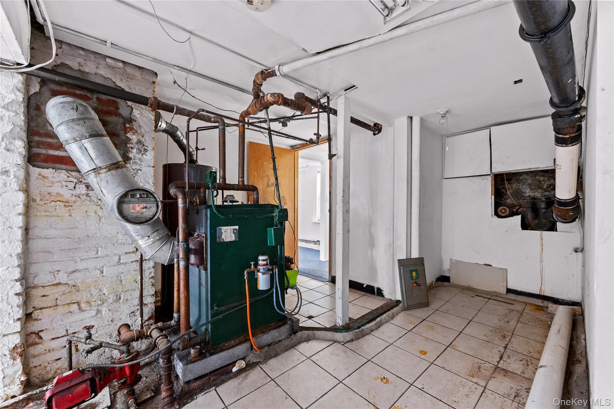 17 Midland Avenue thumbnail 26