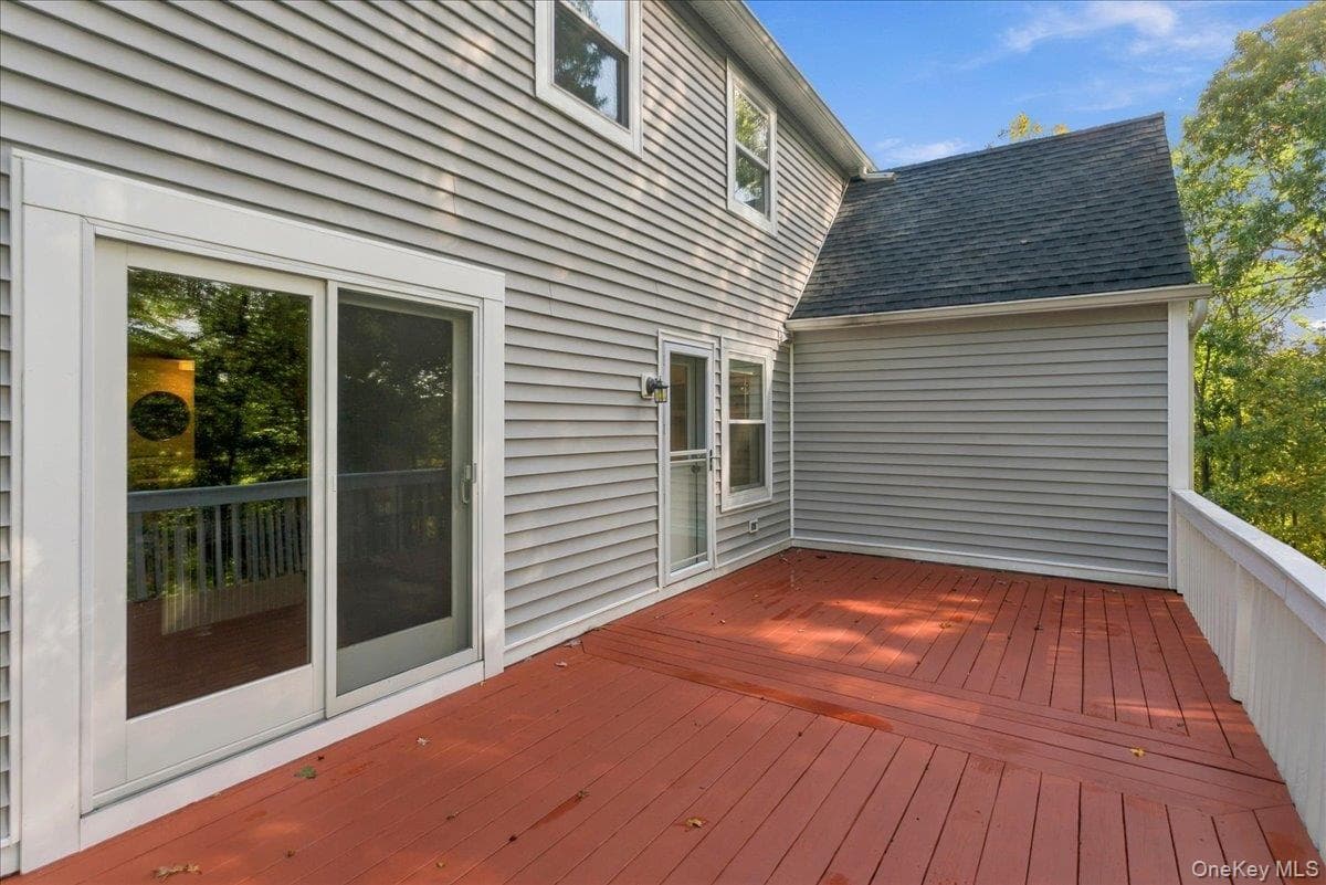 15 Guilford Circle thumbnail 14
