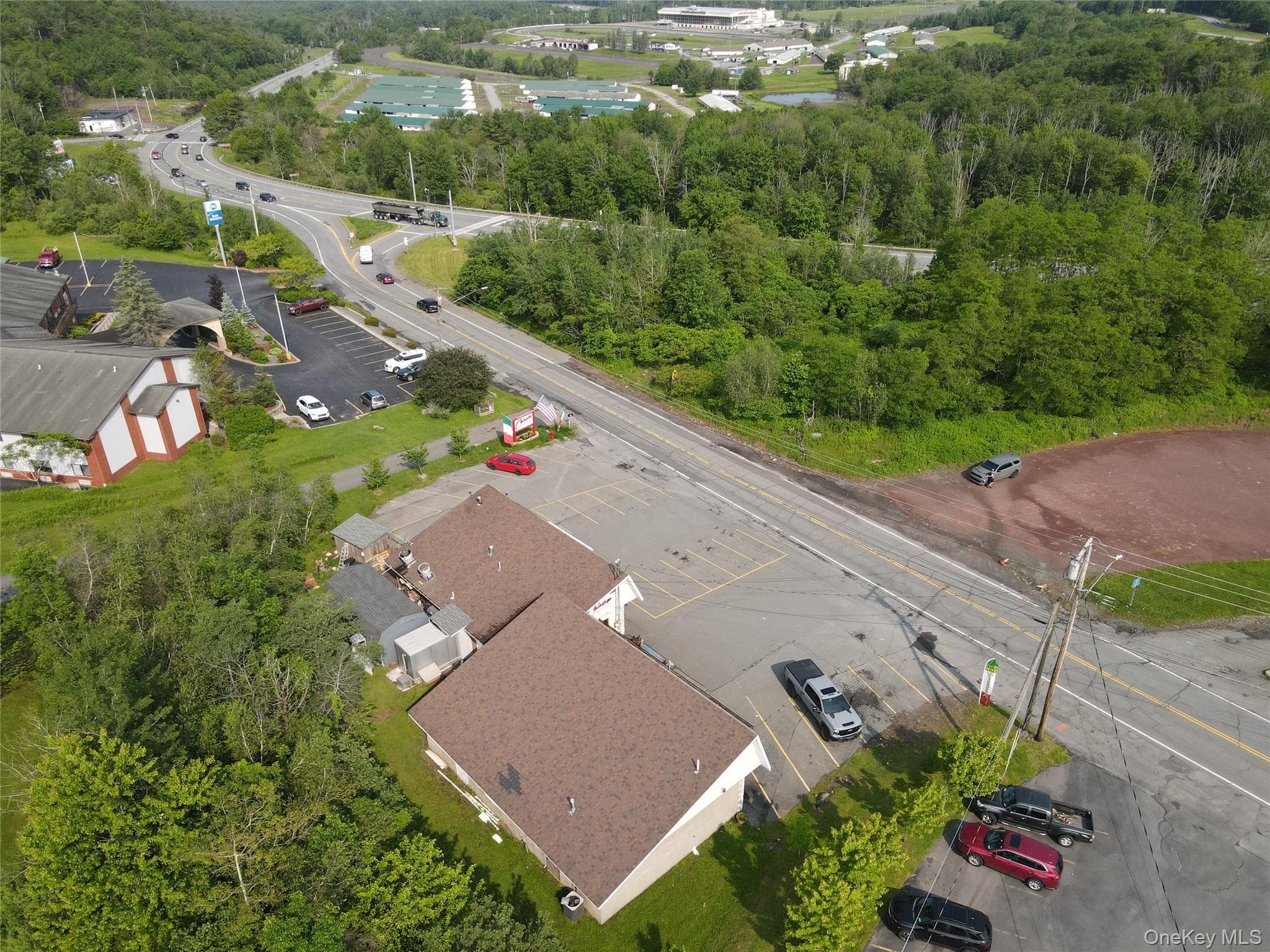 28 Raceway Road thumbnail 24