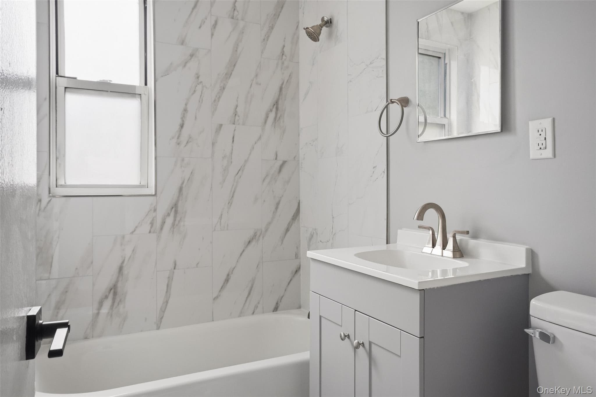 134 Ravine Avenue Unit: 3B thumbnail 4