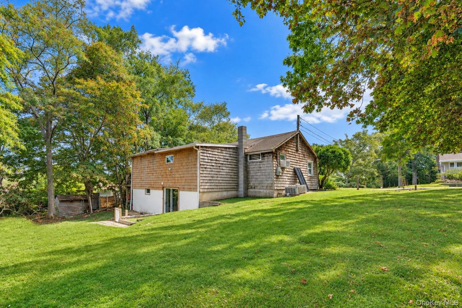 4 Holzman Drive thumbnail 14