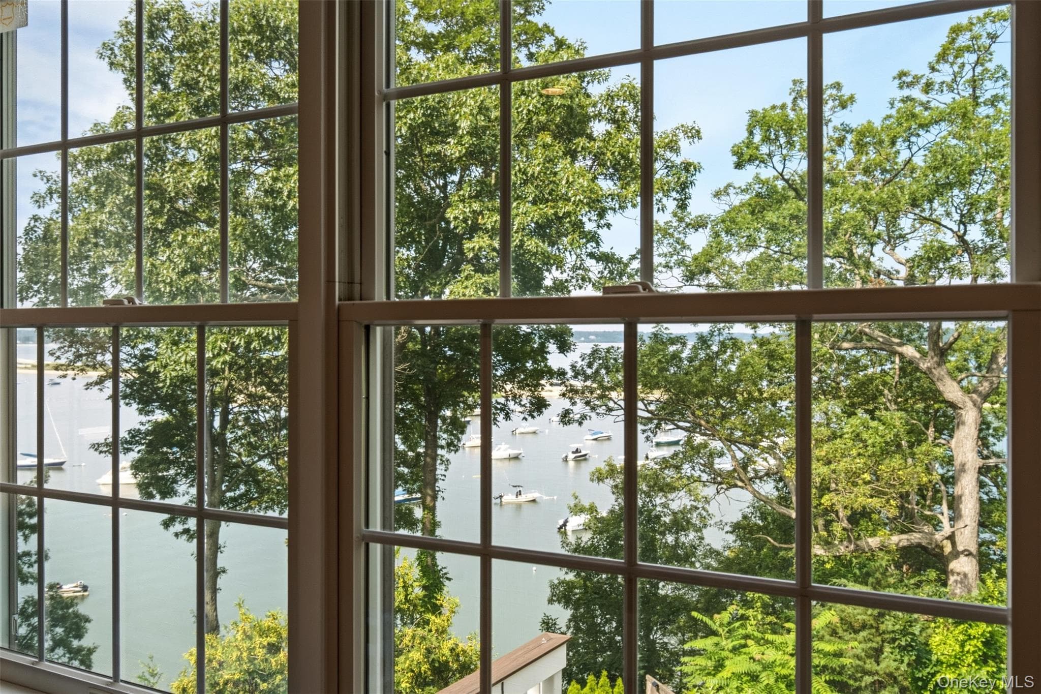 114 Eatons Neck Road thumbnail 18