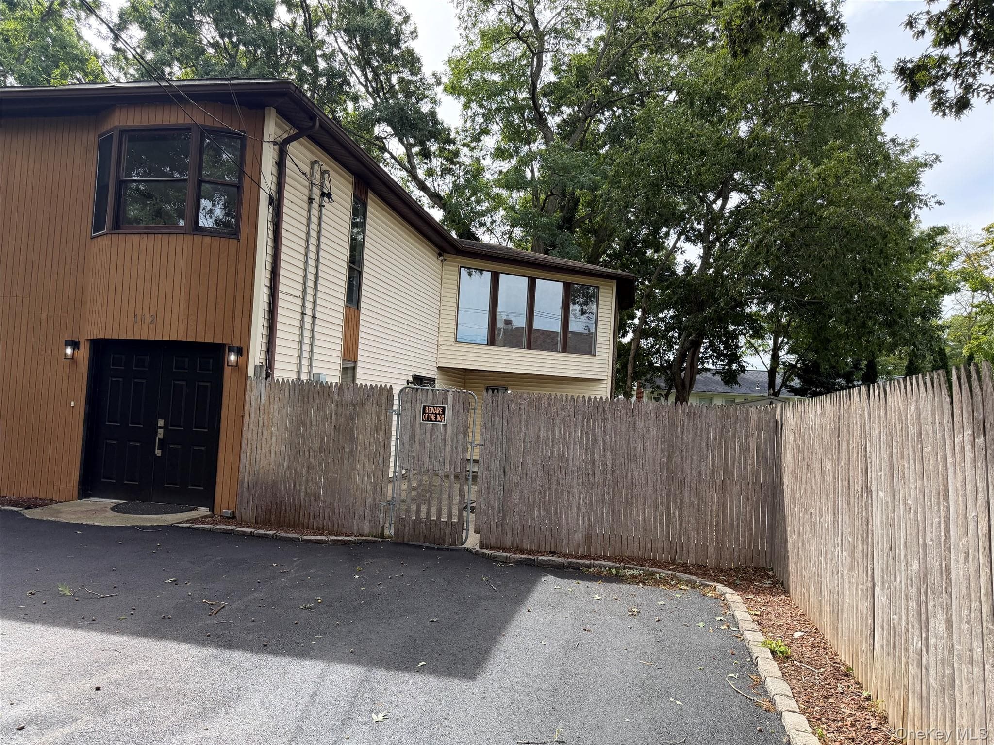 112 Hillside Road thumbnail 2