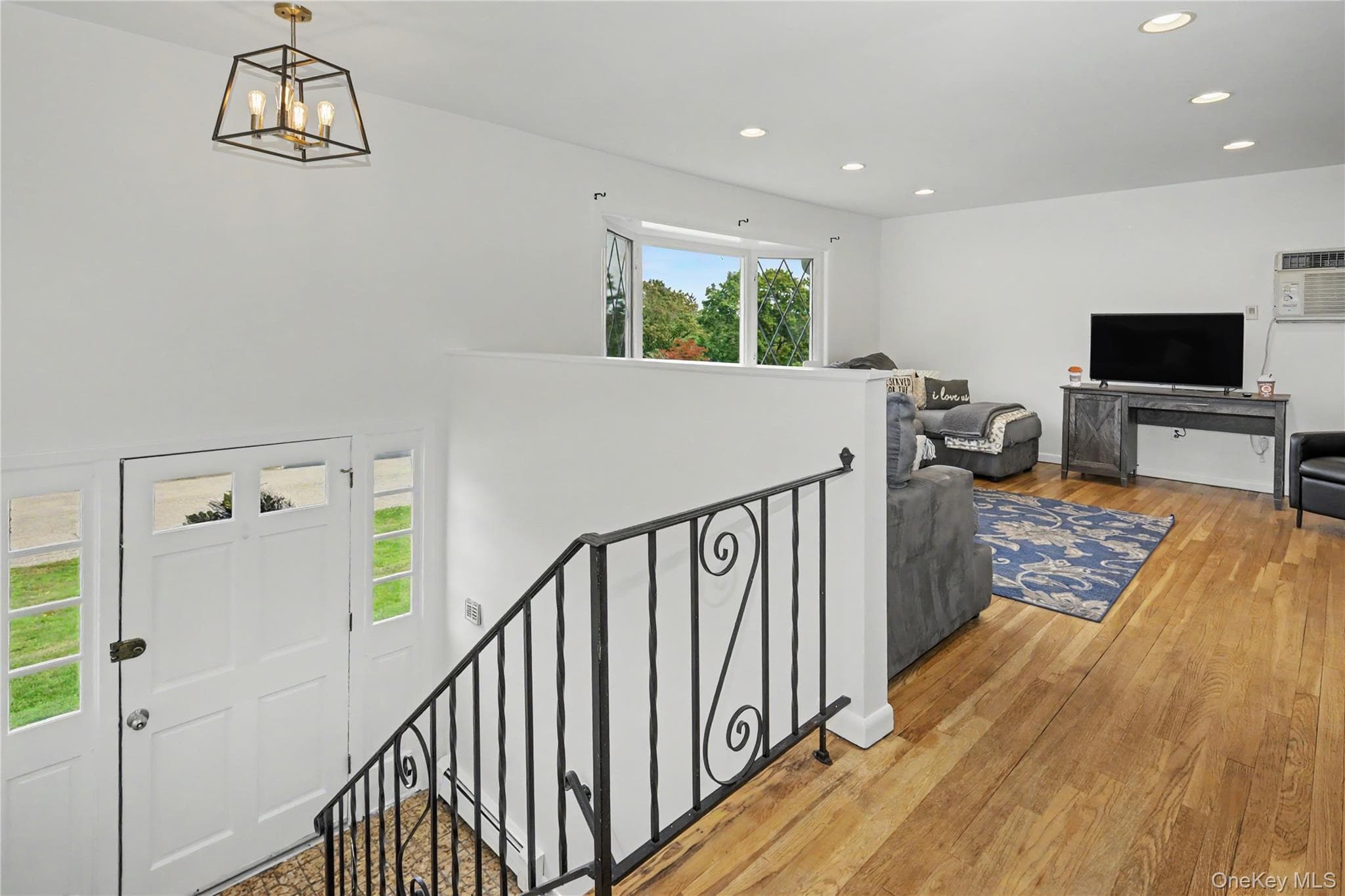 3236 Court Street thumbnail 3