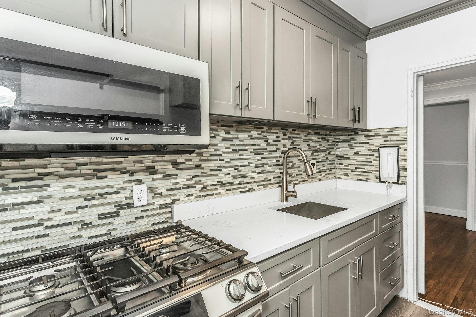 33-24 91st Street Unit: 5N, Jackson Heights