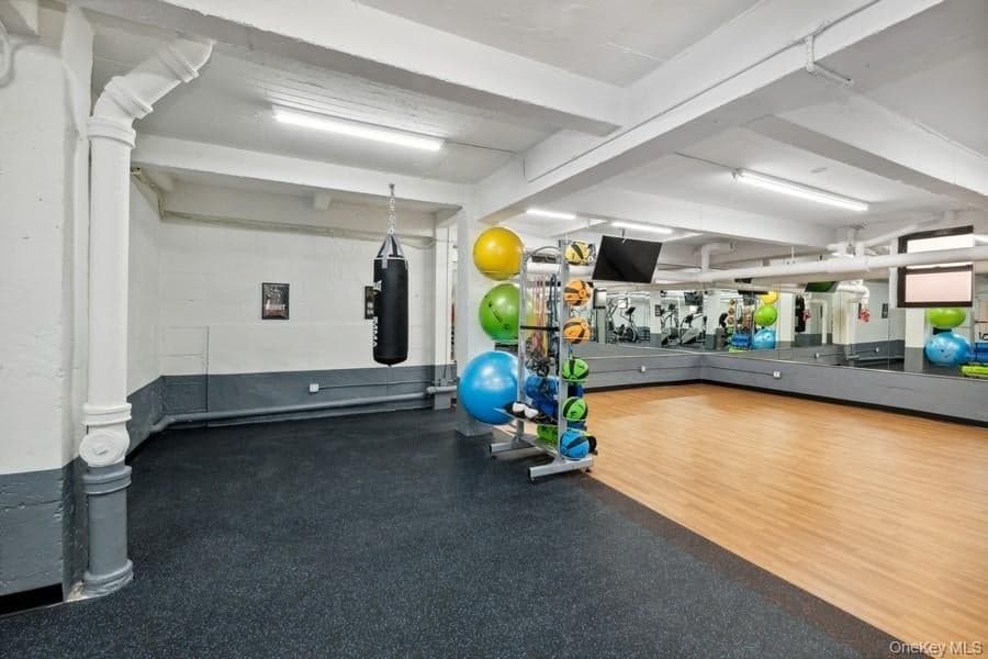 33-24 91st Street Unit: 5N thumbnail 20