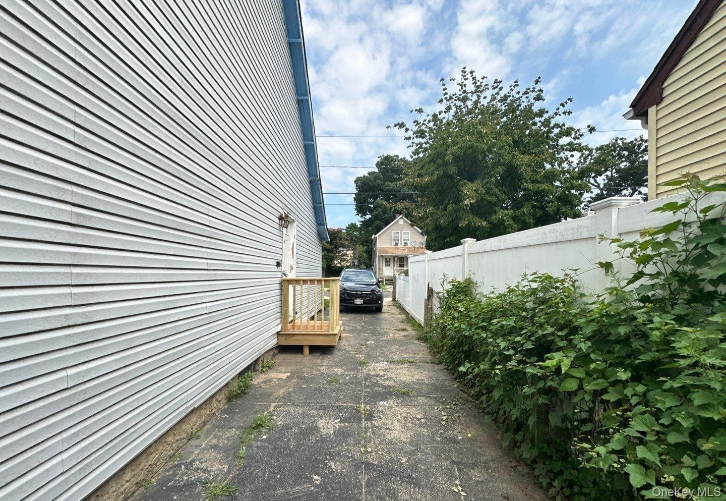90 E 3rd Street thumbnail 14