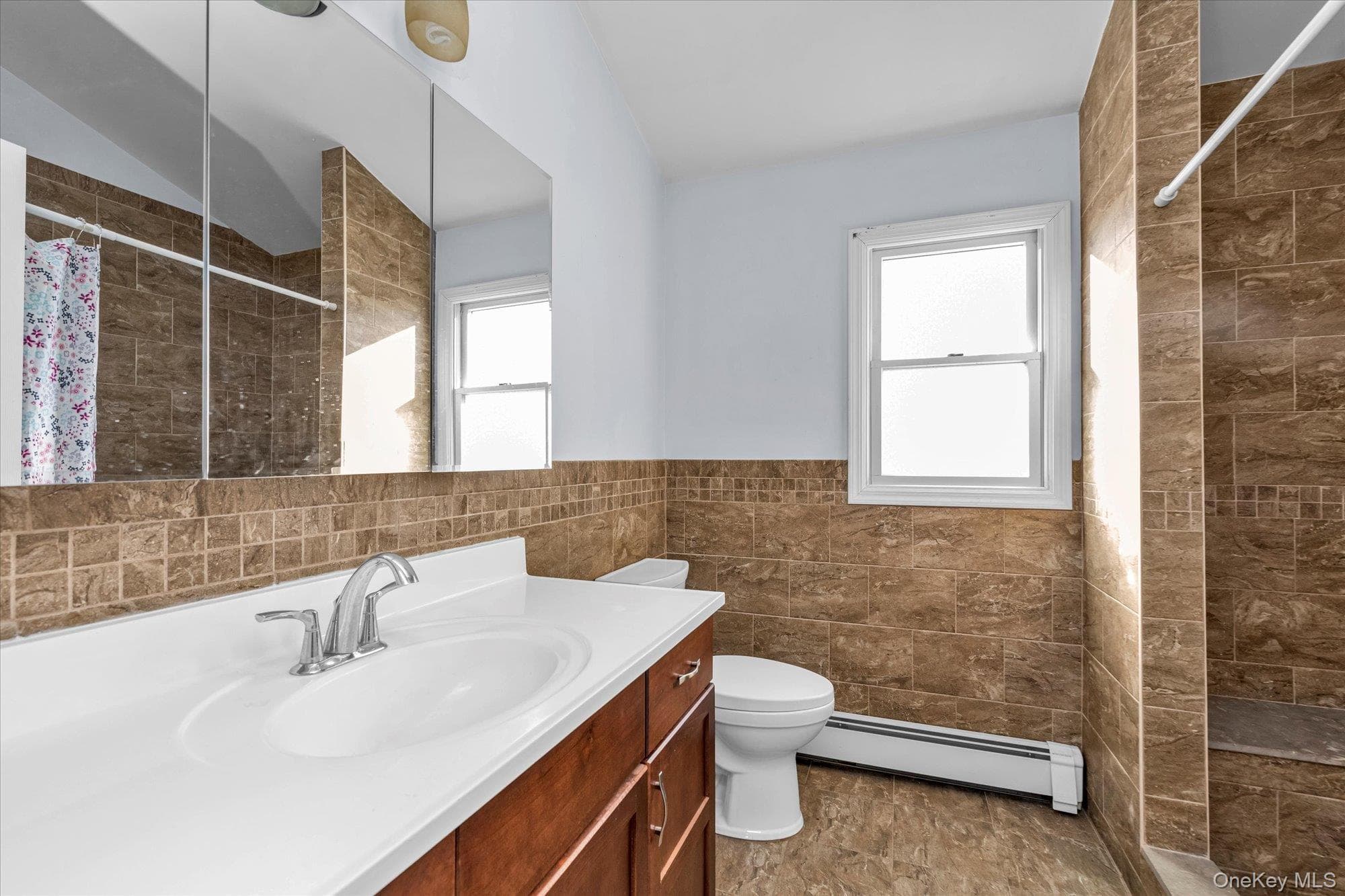 303 Oak Street thumbnail 12