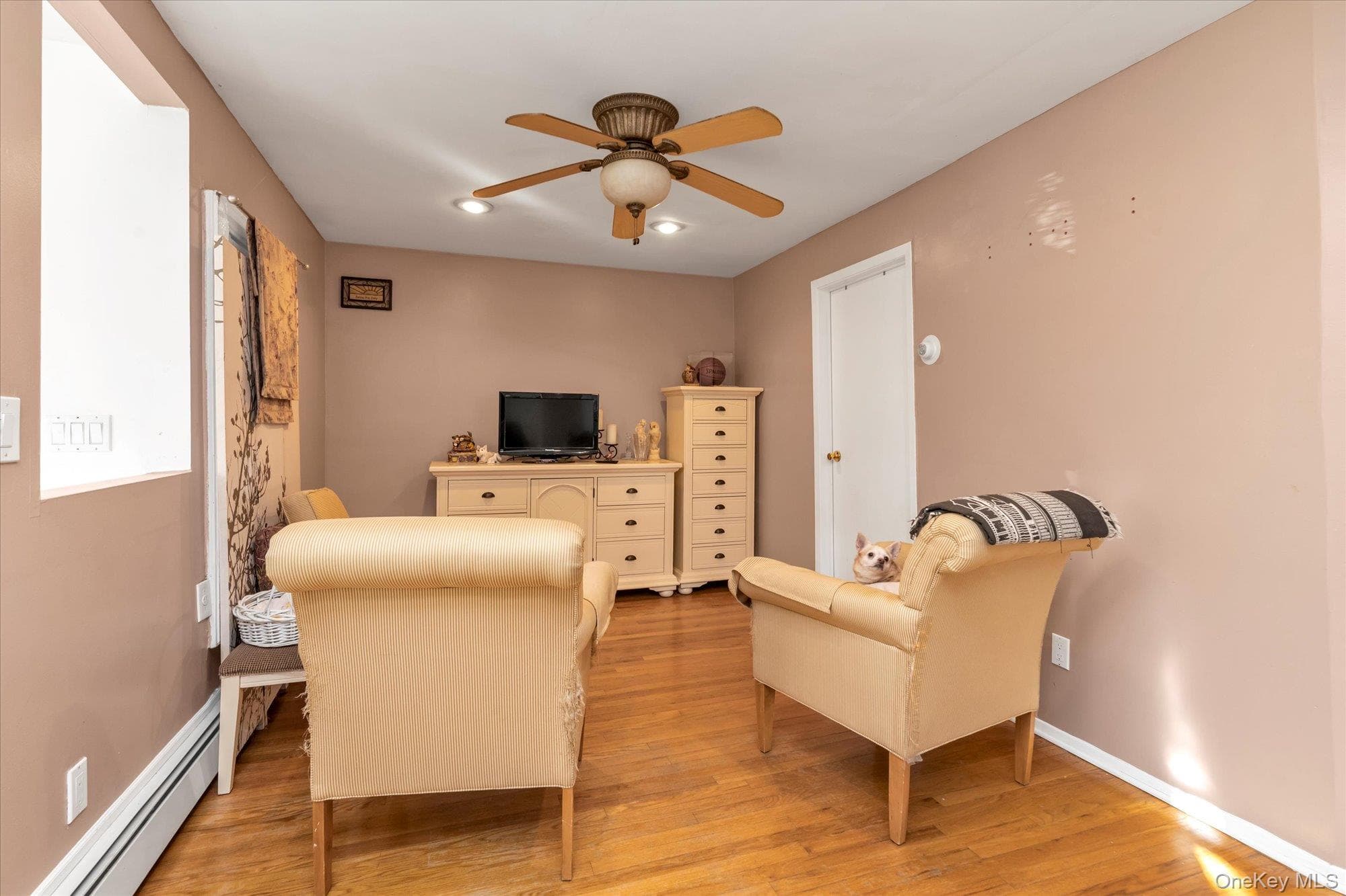 303 Oak Street thumbnail 4