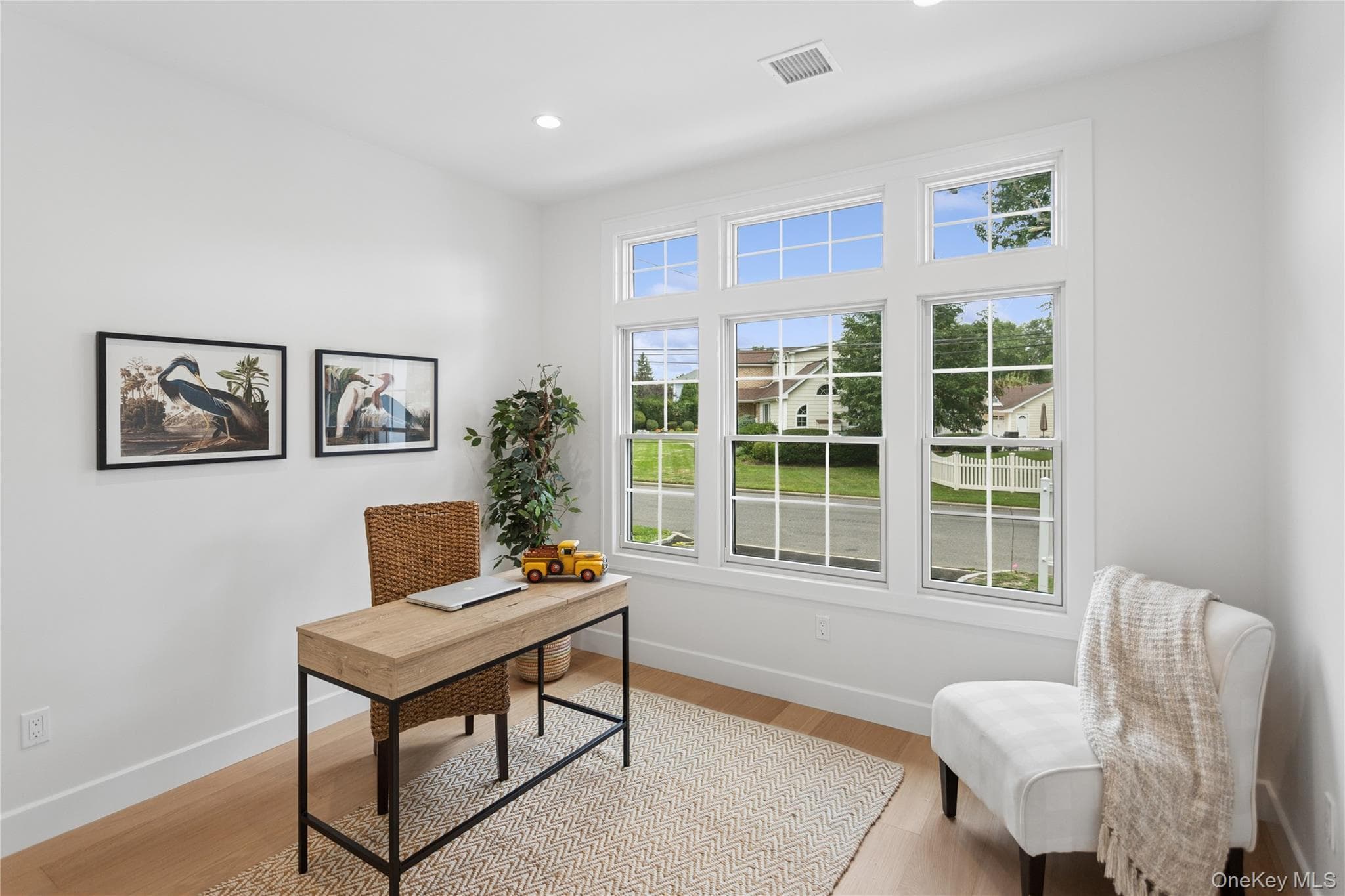 1438 Dewey Avenue thumbnail 23