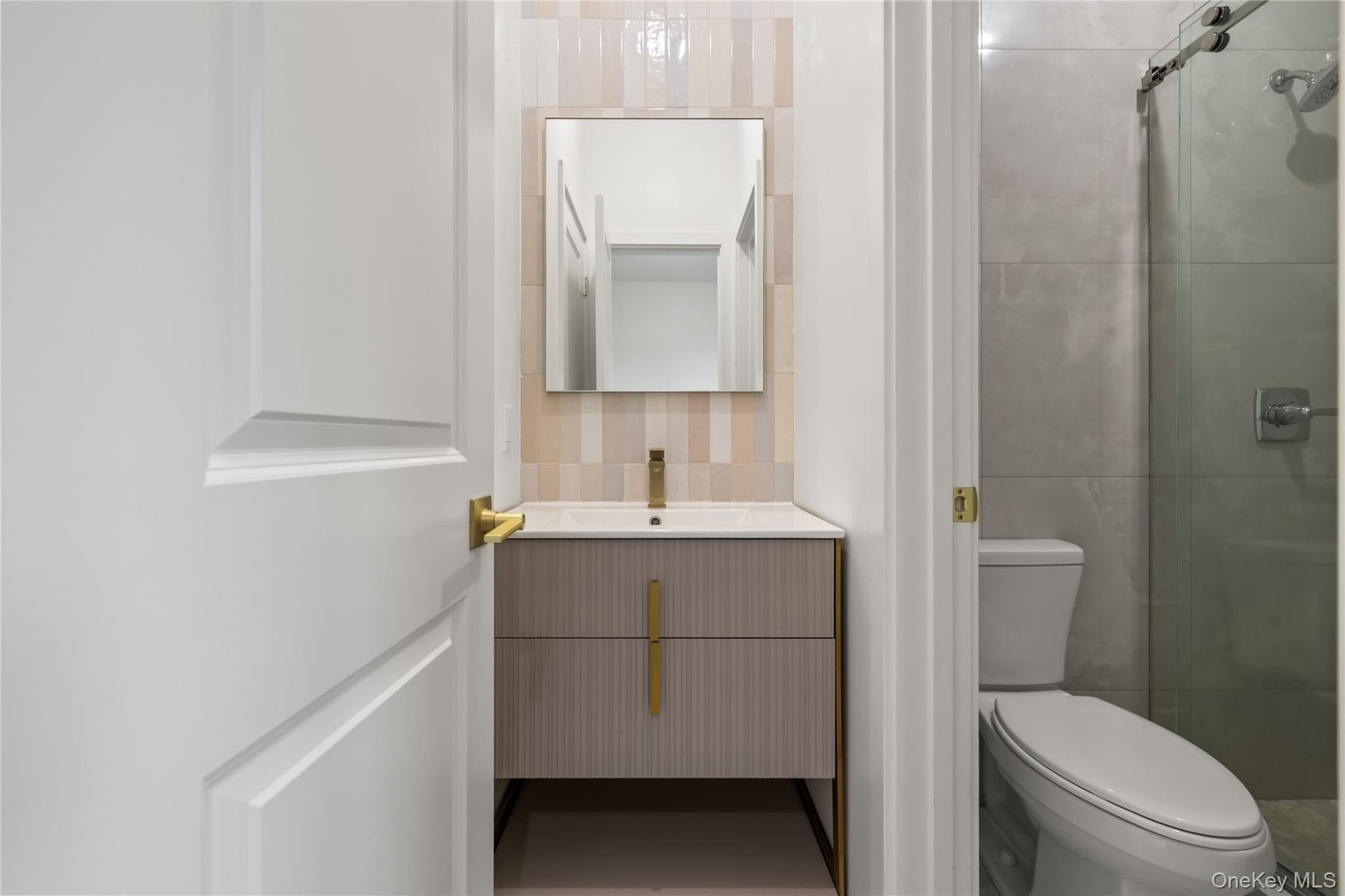 41 Saddle River Road Unit: 216 thumbnail 45