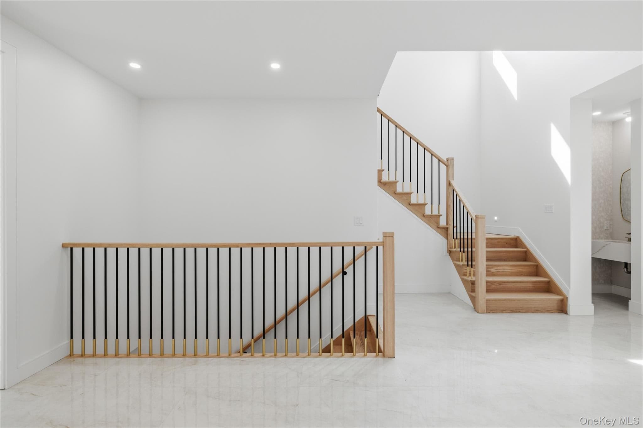 41 Saddle River Road Unit: 216 thumbnail 8
