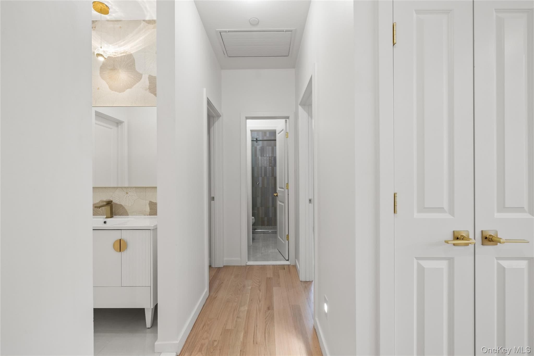 41 Saddle River Road Unit: 216 thumbnail 39