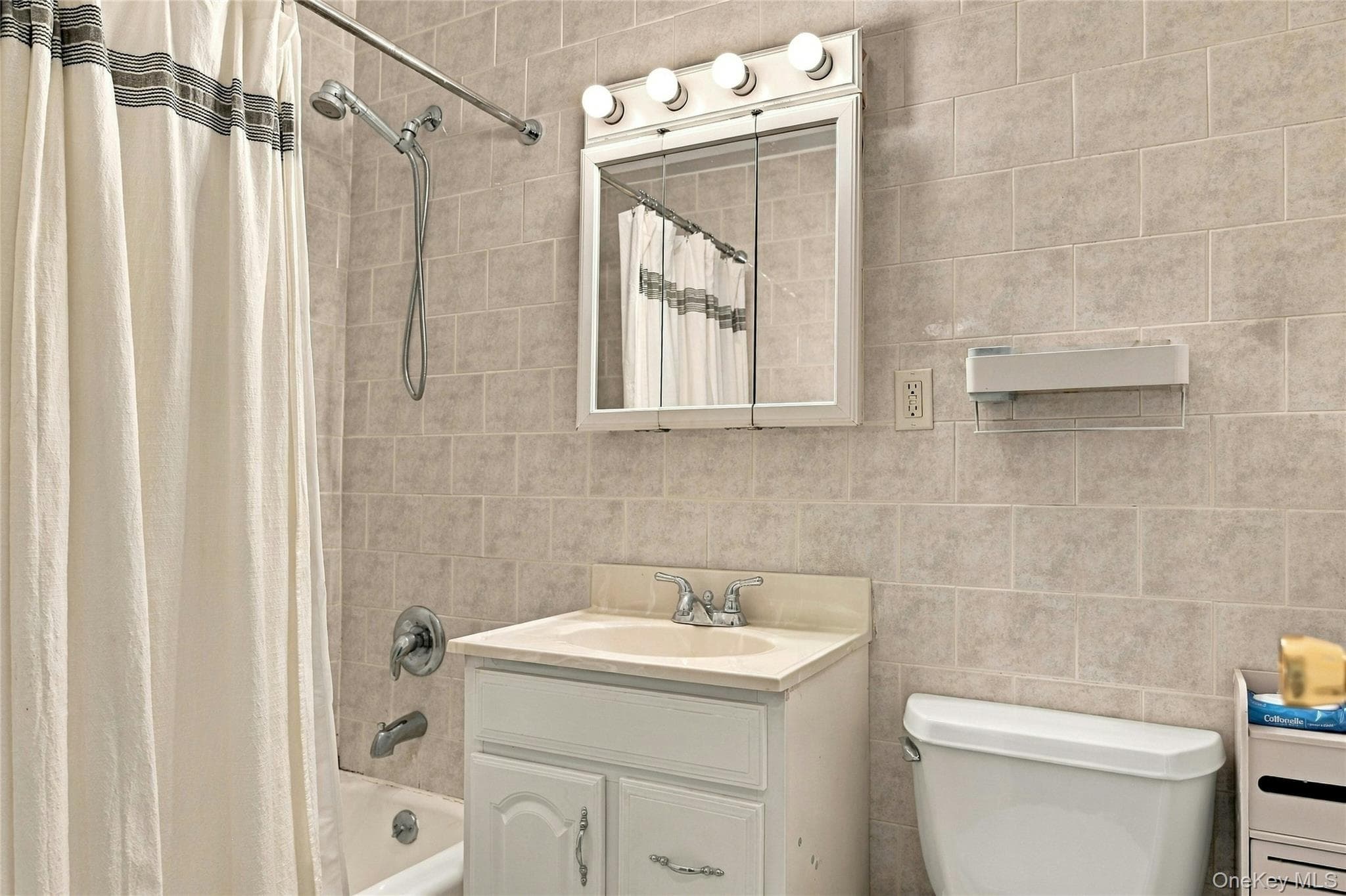 21 Bond Street Unit: 3J thumbnail 15