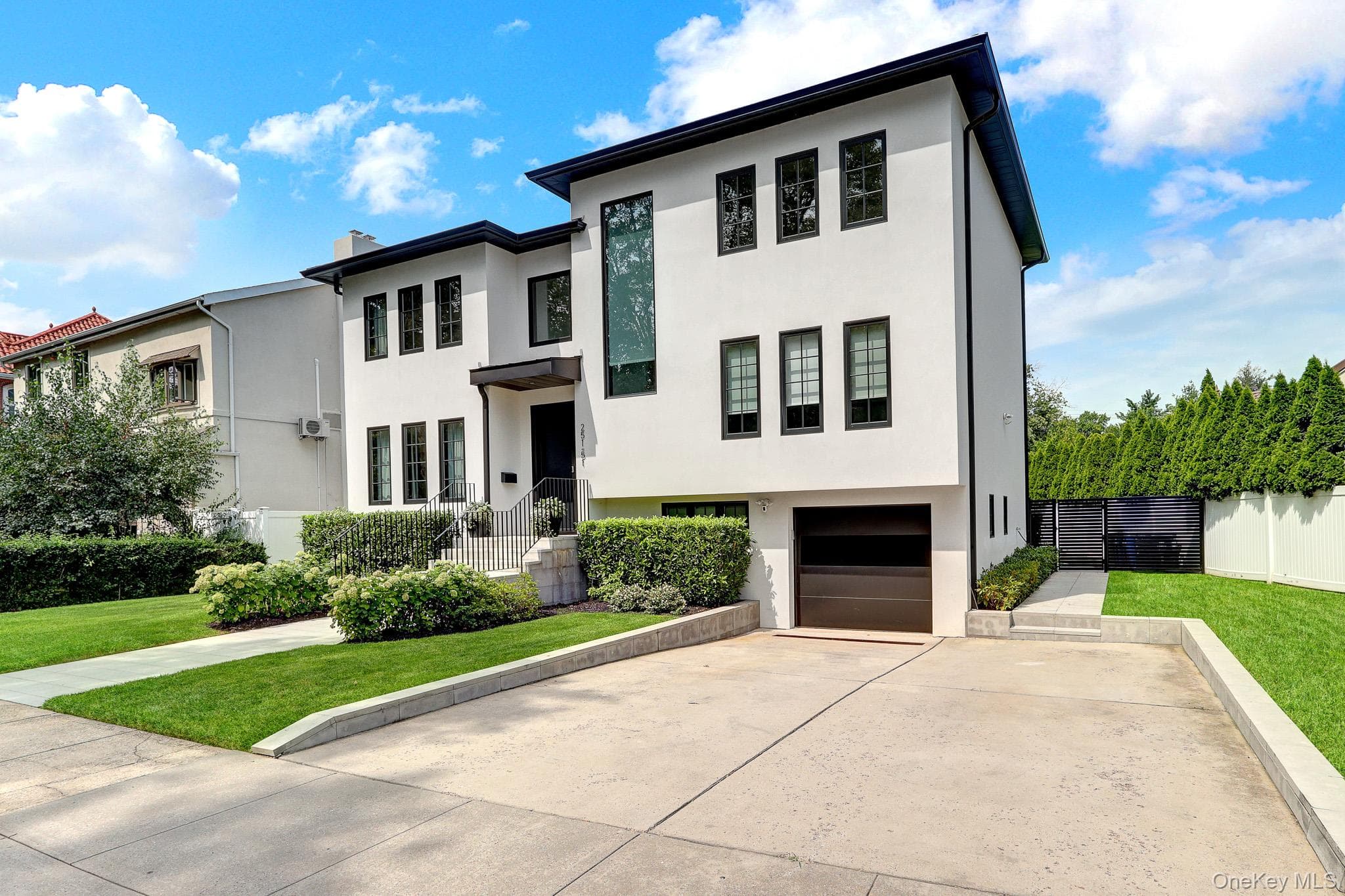 251-51 52nd Avenue thumbnail 2
