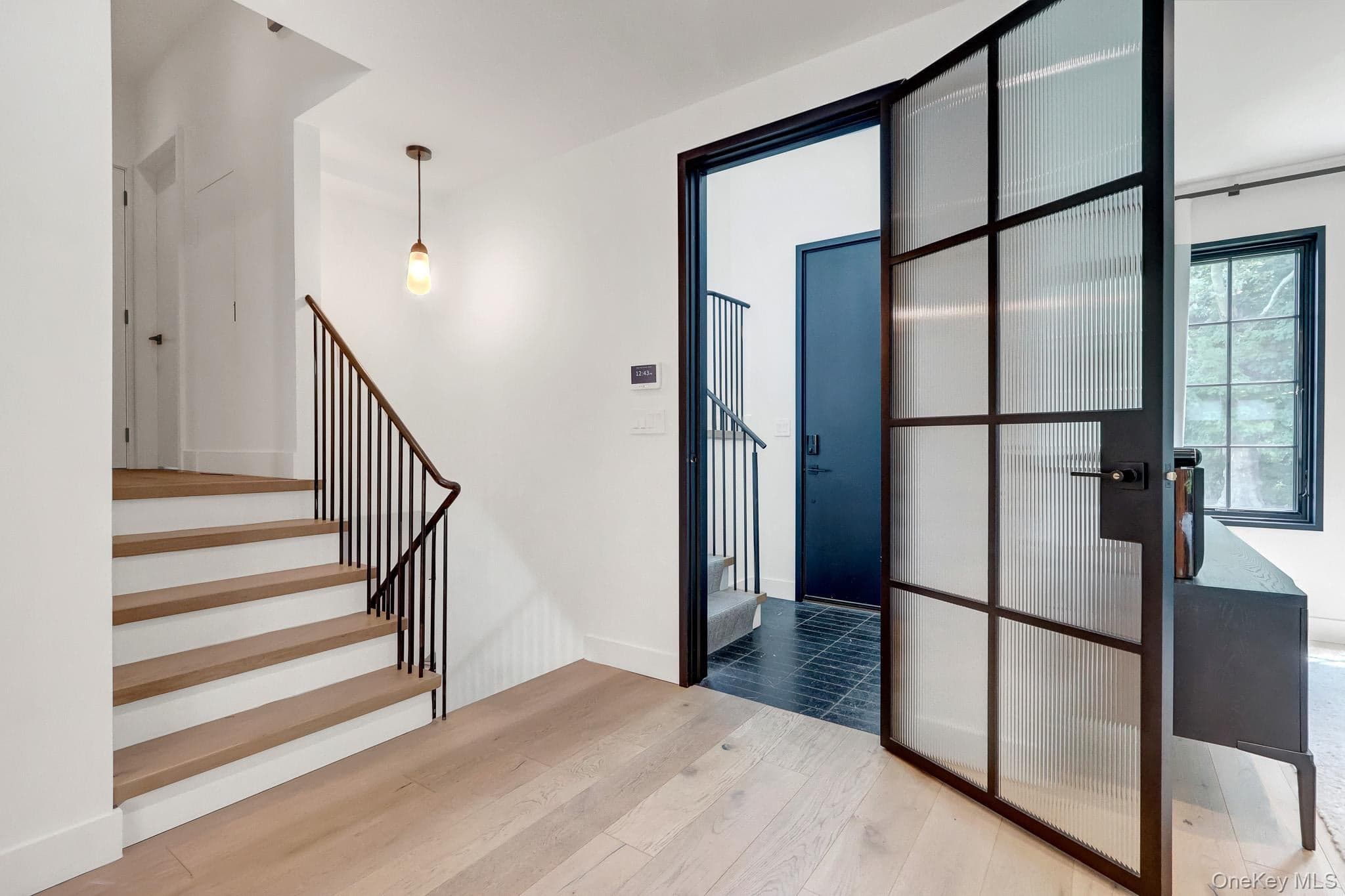 251-51 52nd Avenue thumbnail 19