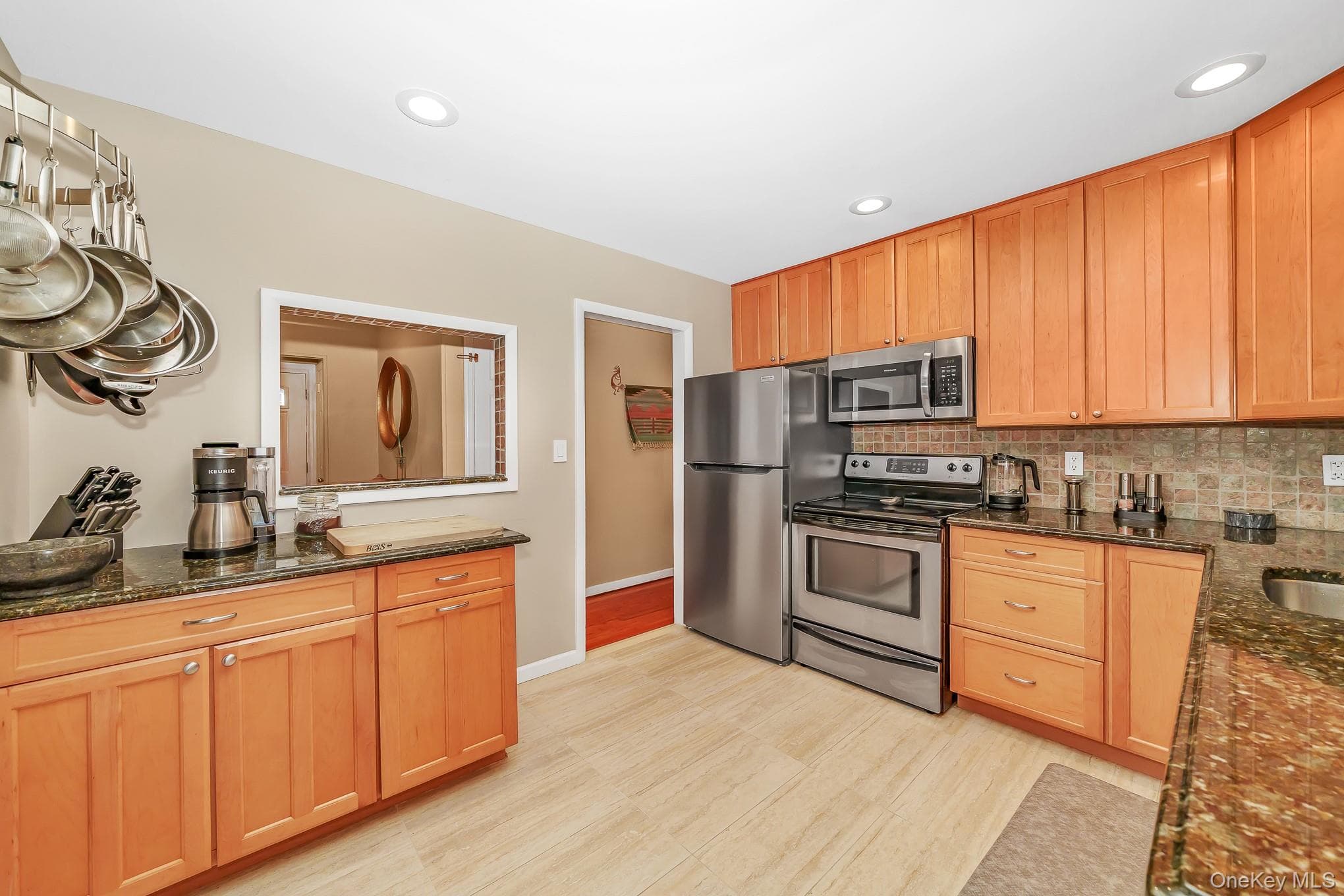 680 Harrison Avenue thumbnail 16
