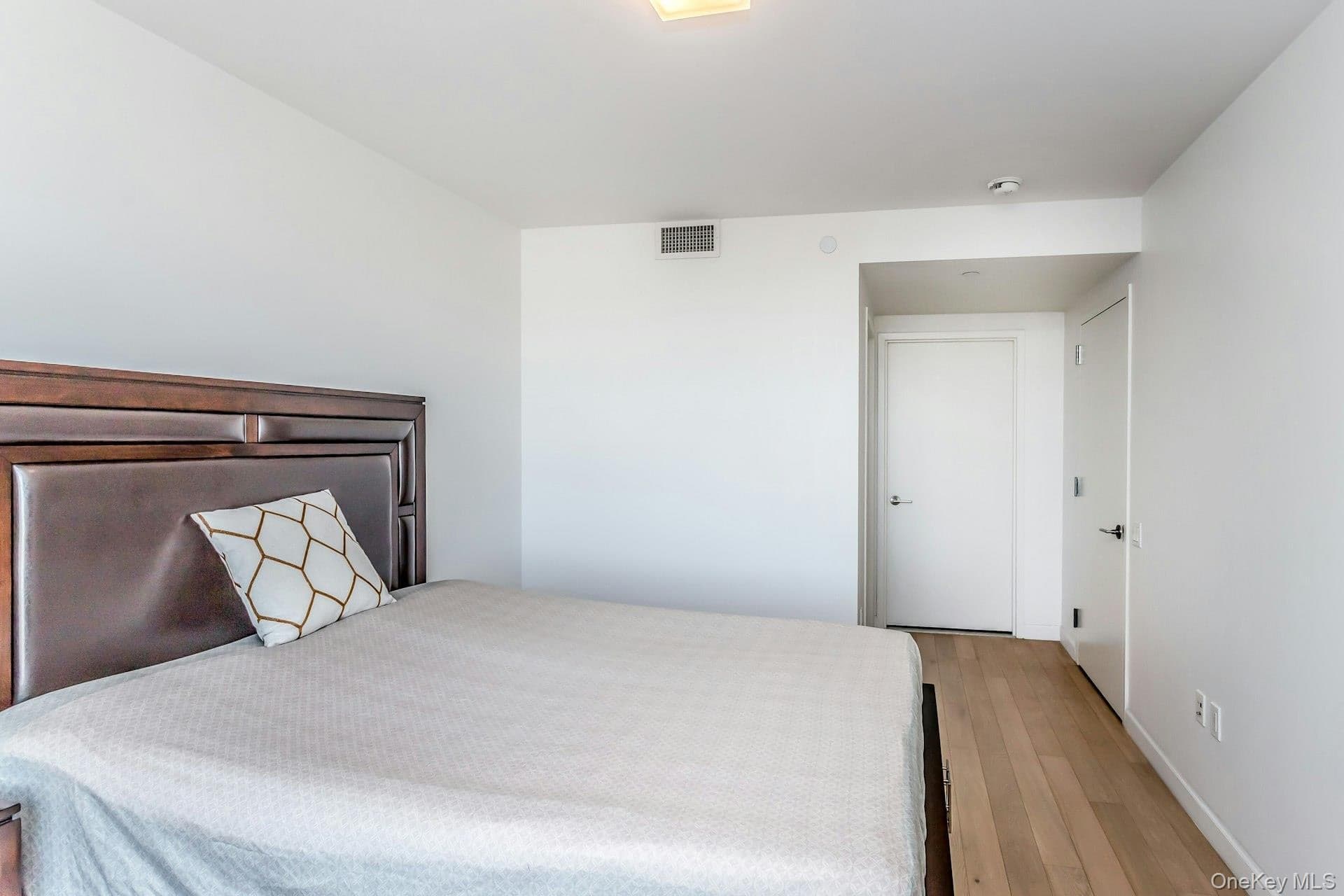 138-35 39th Avenue Unit: 13L thumbnail 27