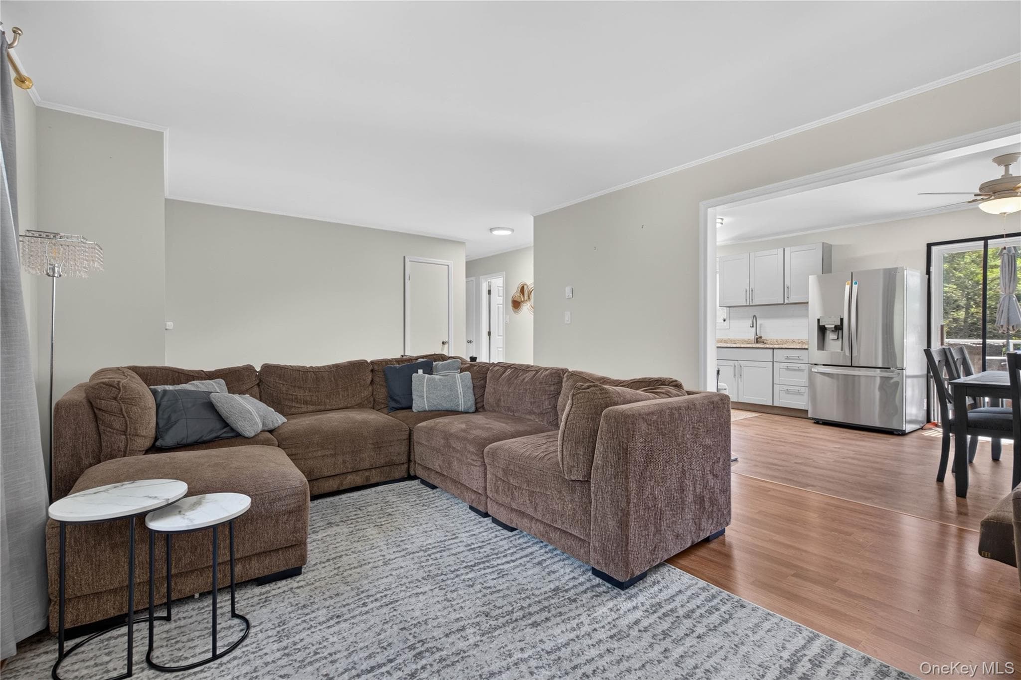 108 Maplewood Avenue thumbnail 9